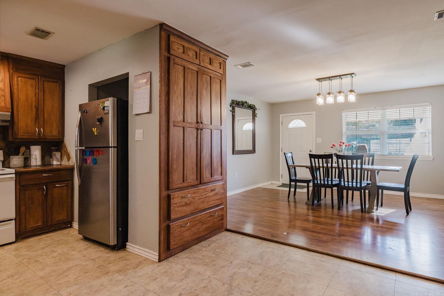 CUSHING MANOR - Residential