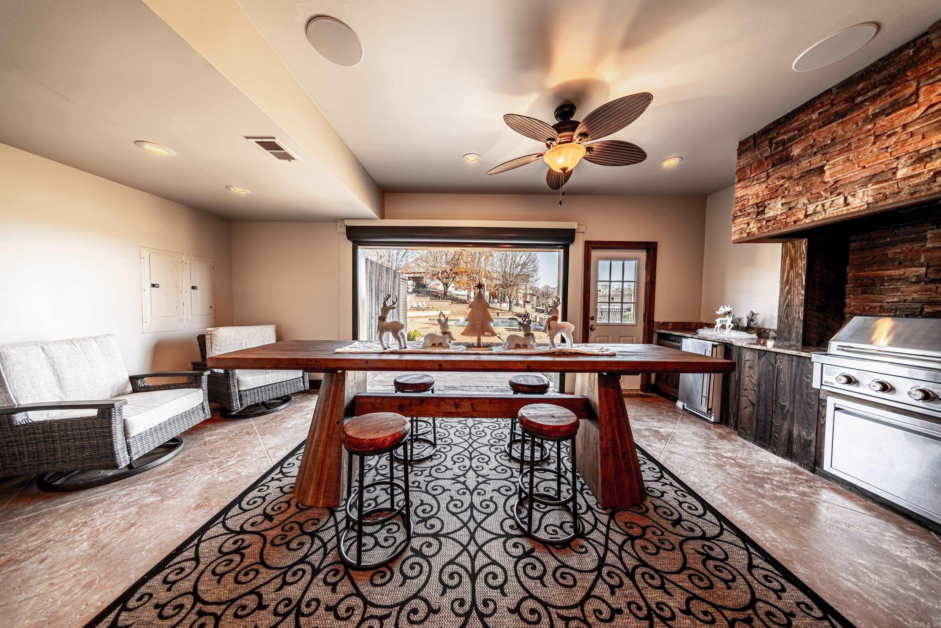 Ridge Point - Residential