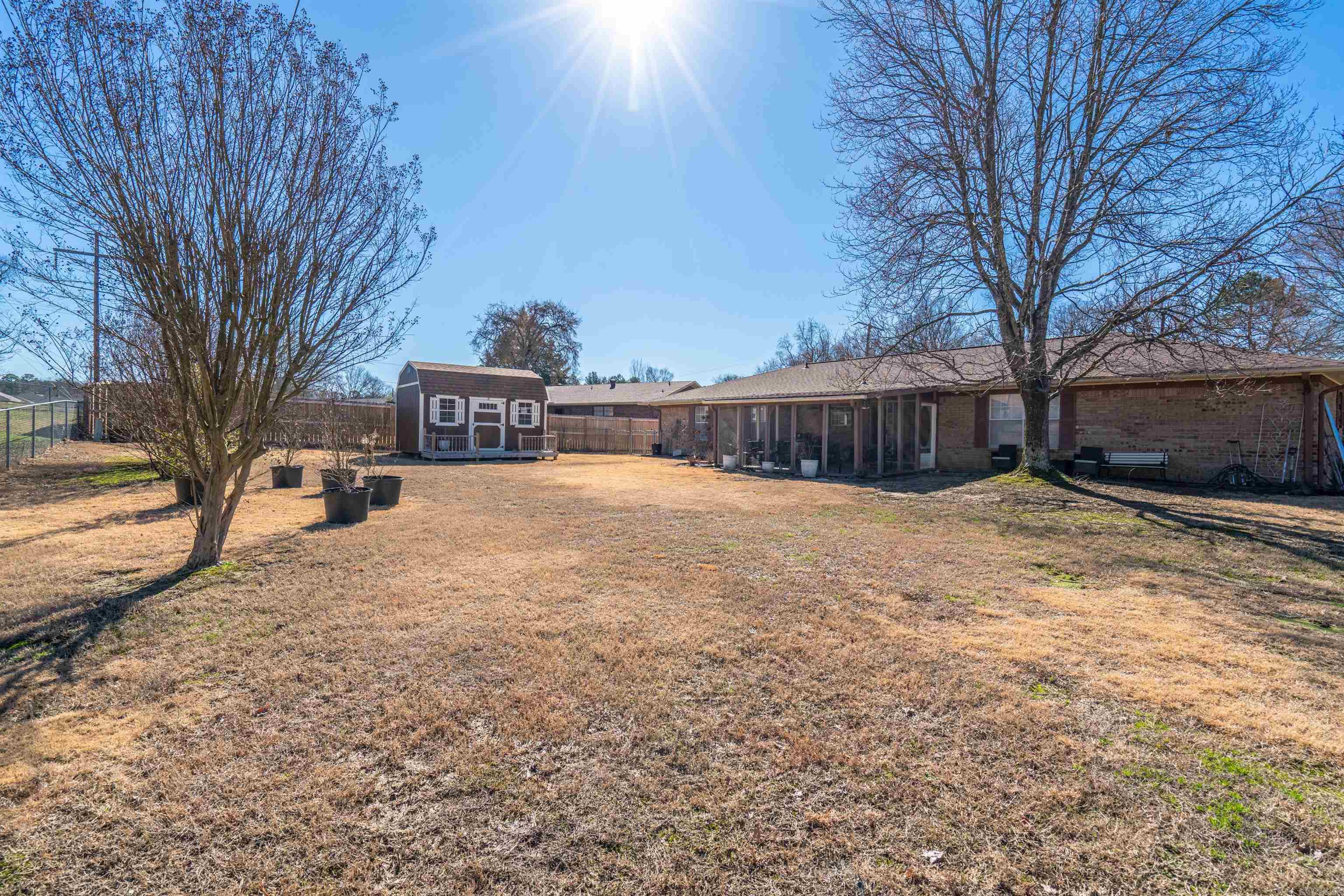 VILLAGE SOUTH - Residential