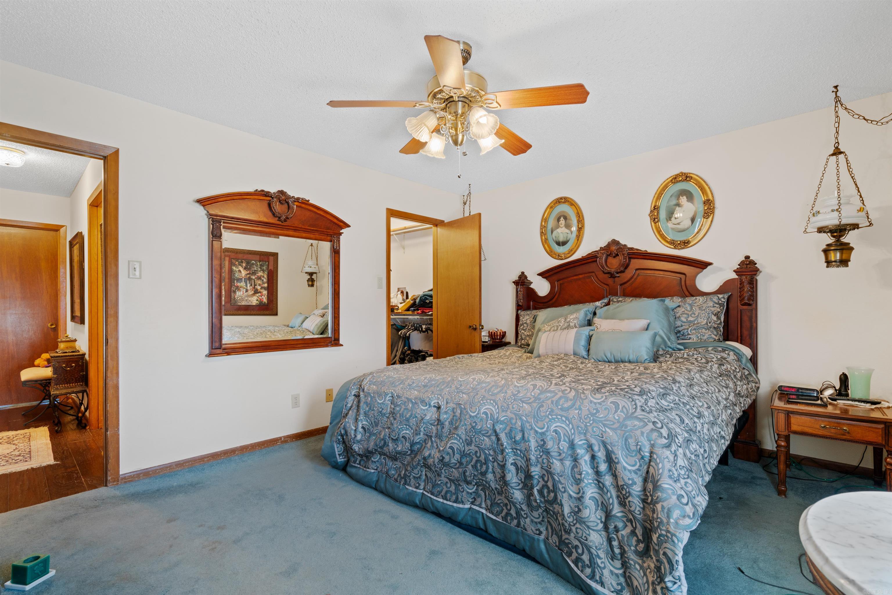 VILLAGE SOUTH - Residential