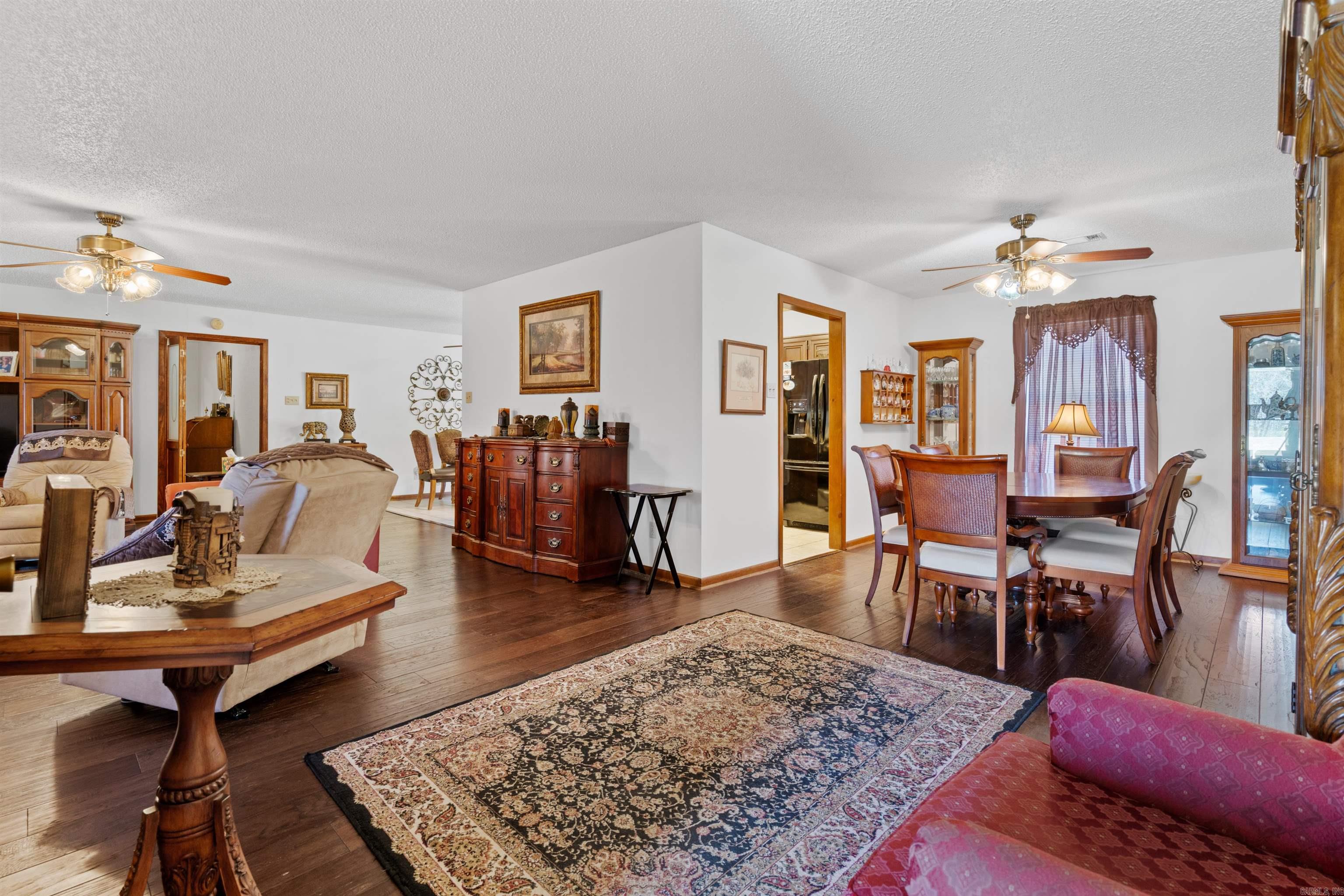 VILLAGE SOUTH - Residential