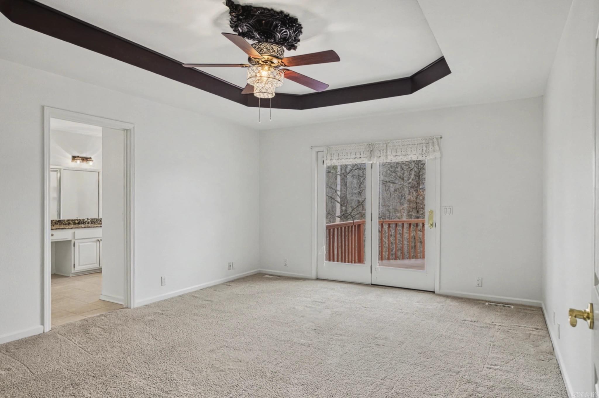 MAGELLAN COURTS - Residential