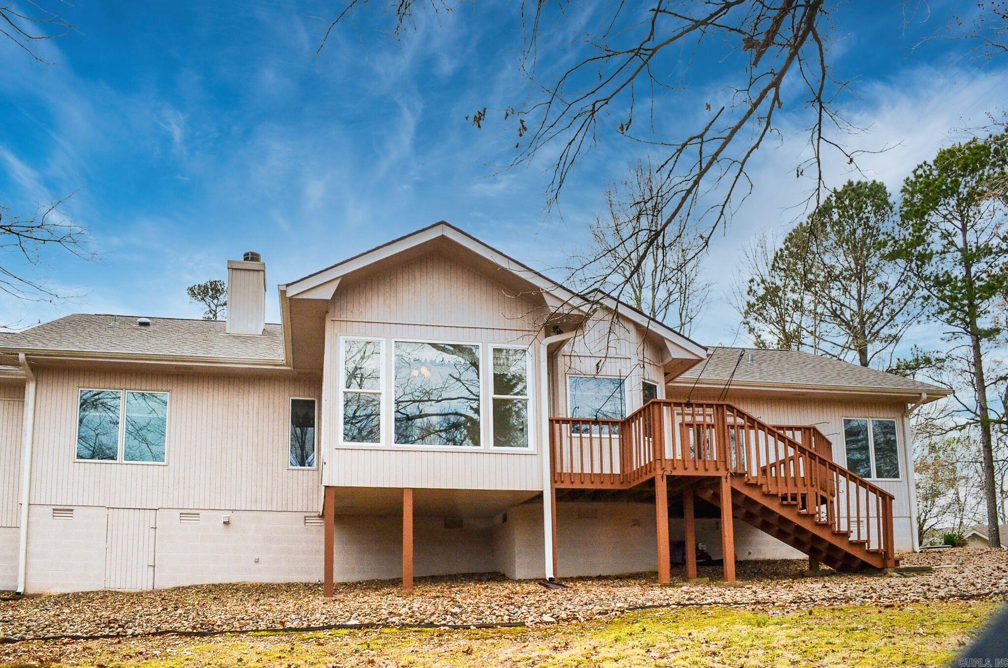 MAGELLAN COURTS - Residential