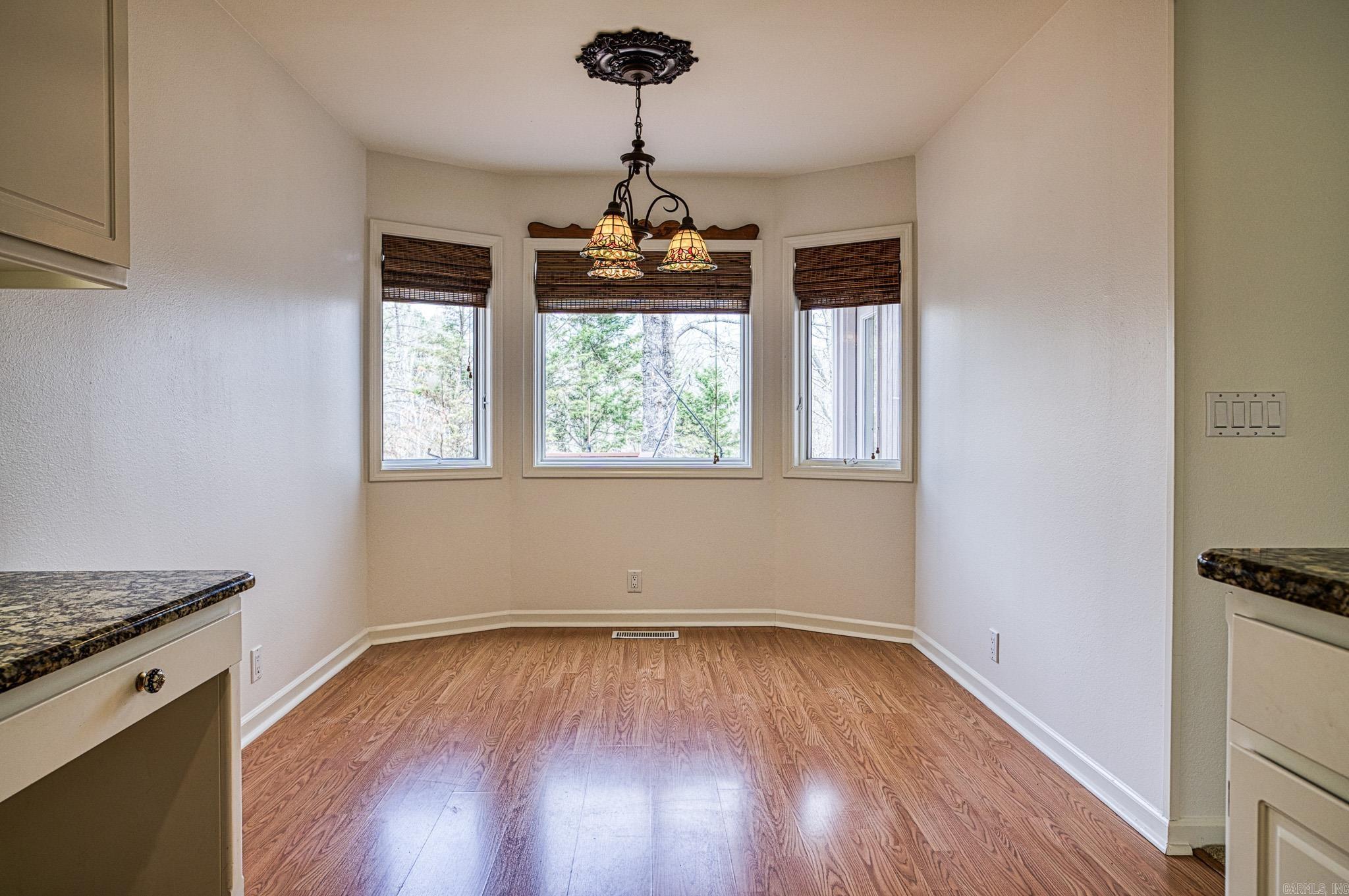 MAGELLAN COURTS - Residential