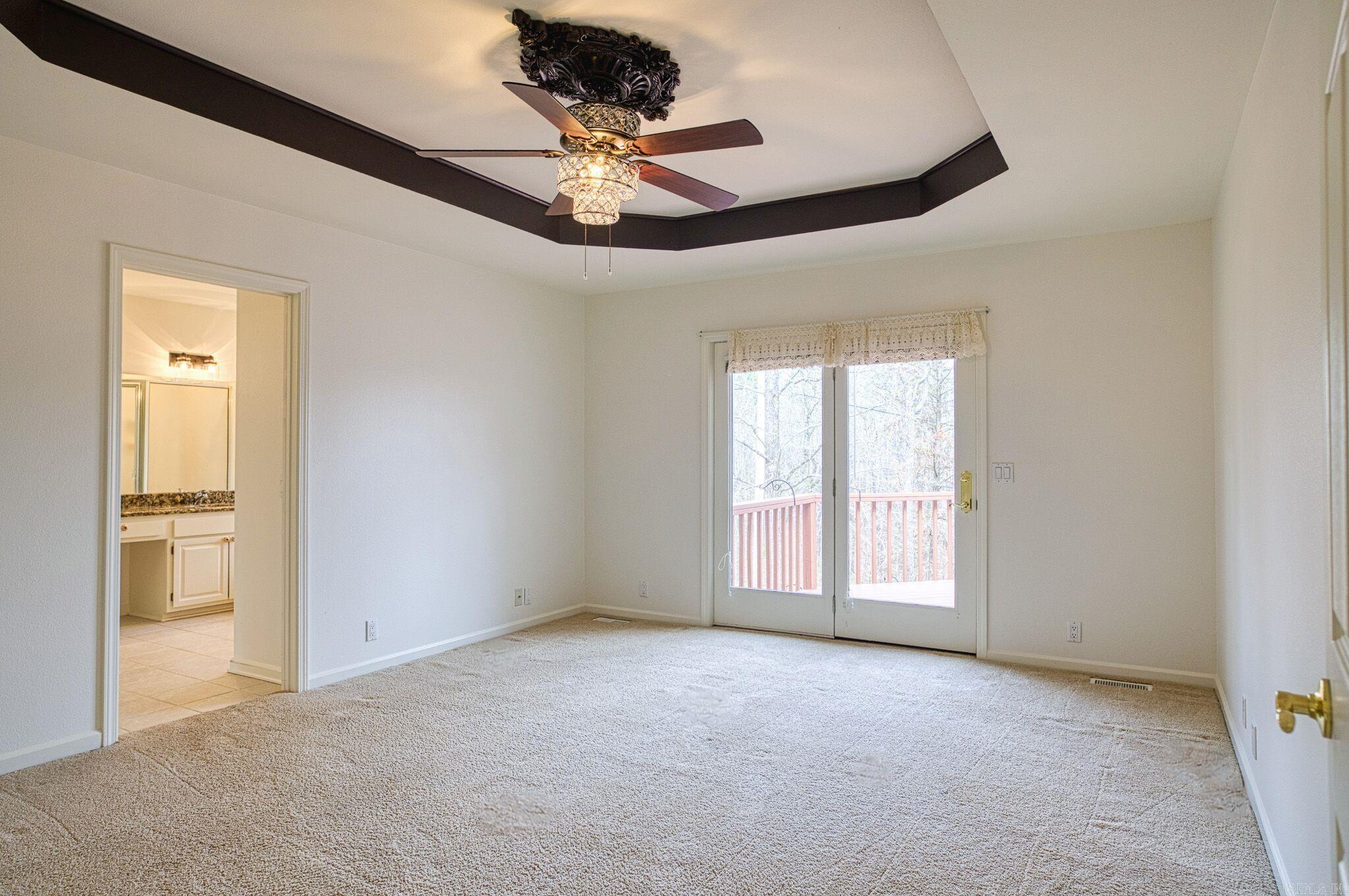 MAGELLAN COURTS - Residential