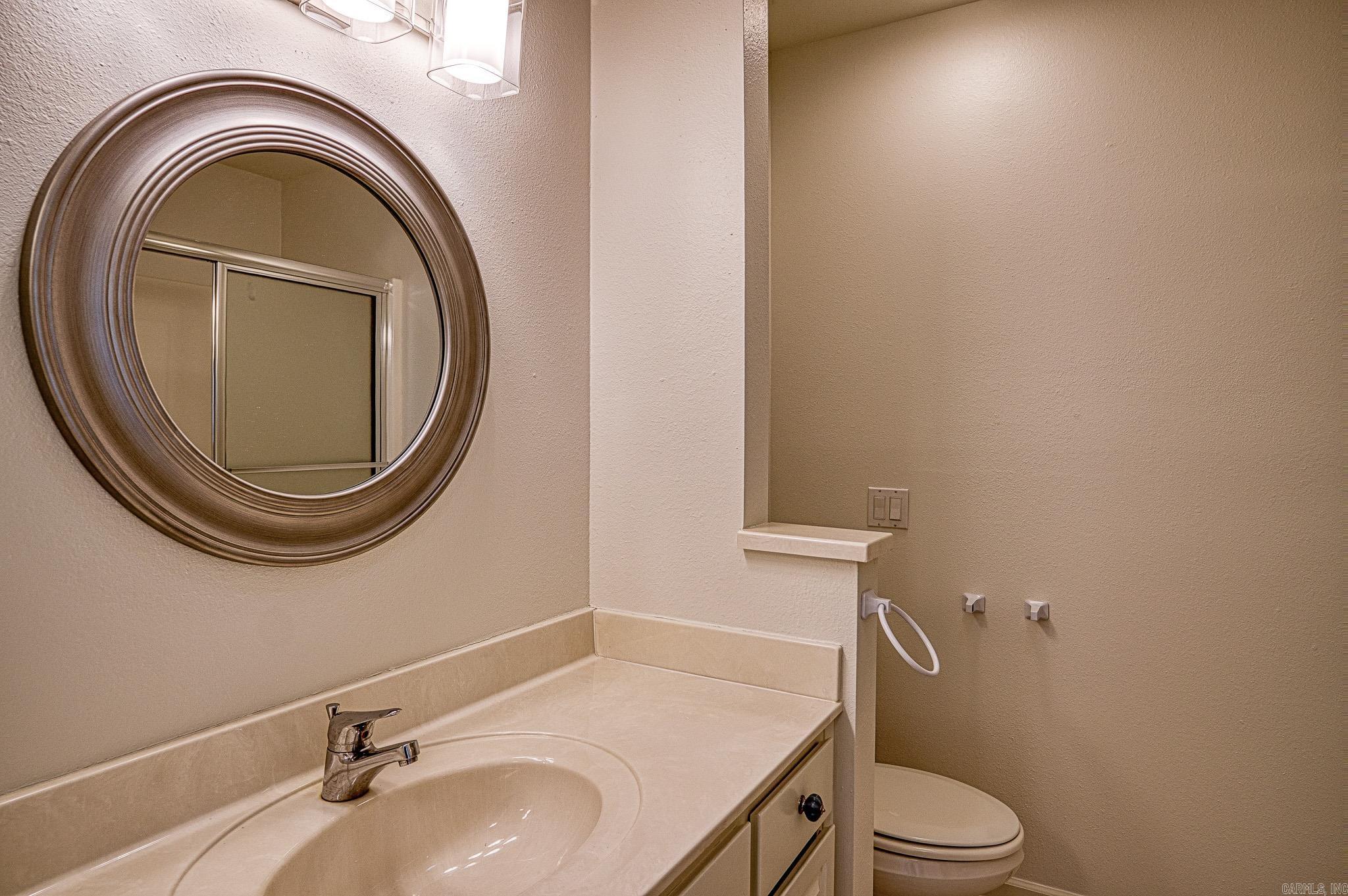 MAGELLAN COURTS - Residential