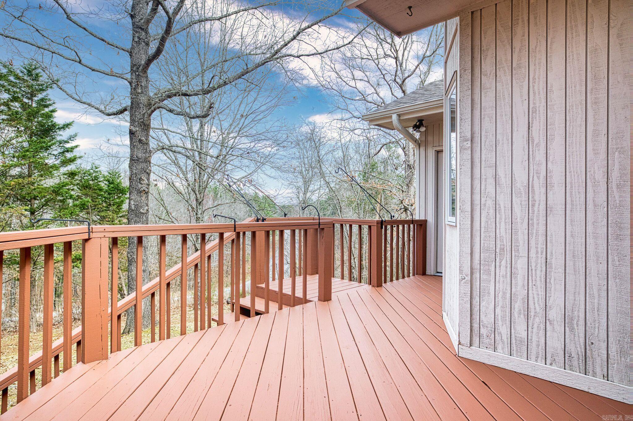 MAGELLAN COURTS - Residential