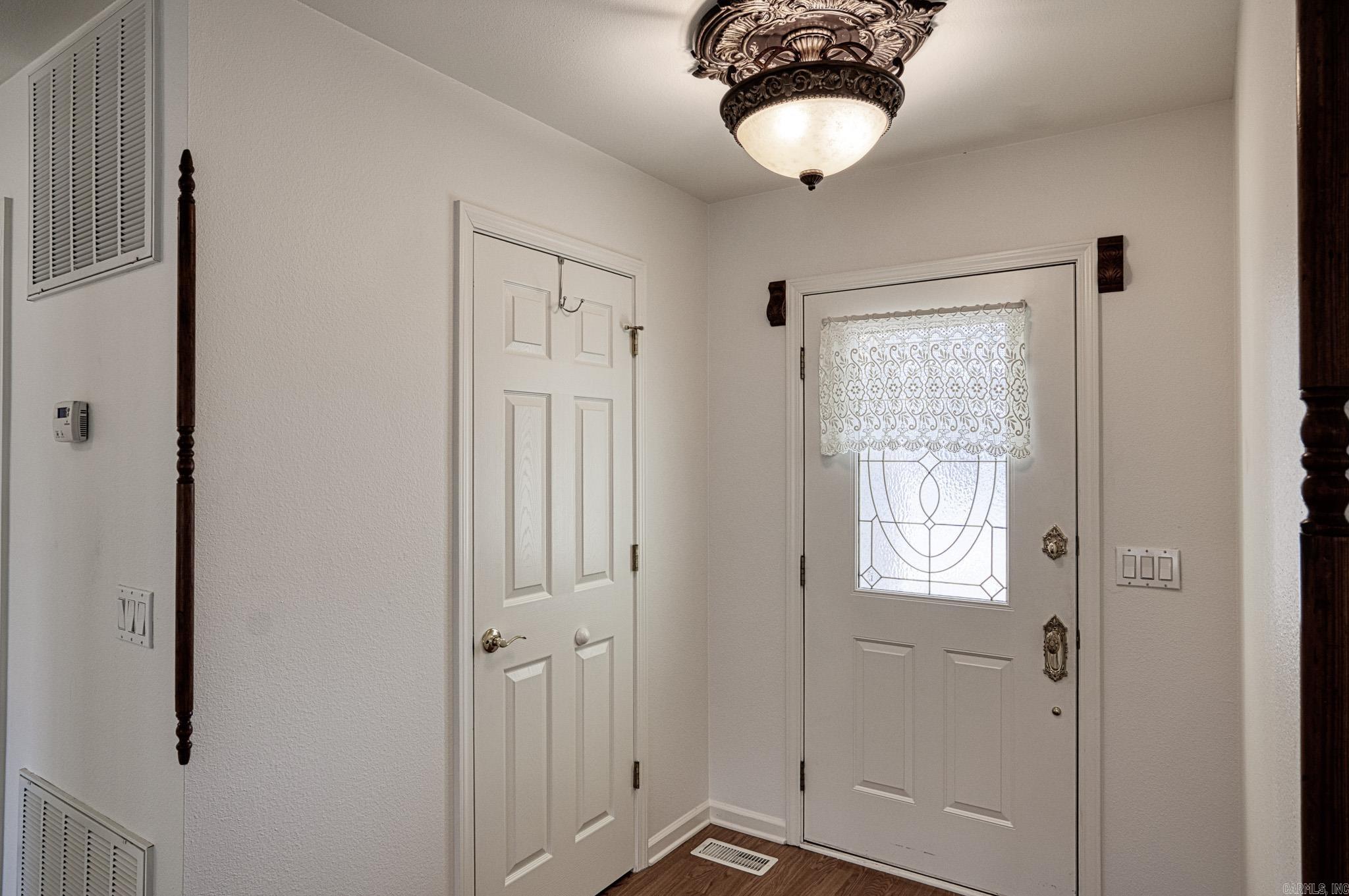 MAGELLAN COURTS - Residential