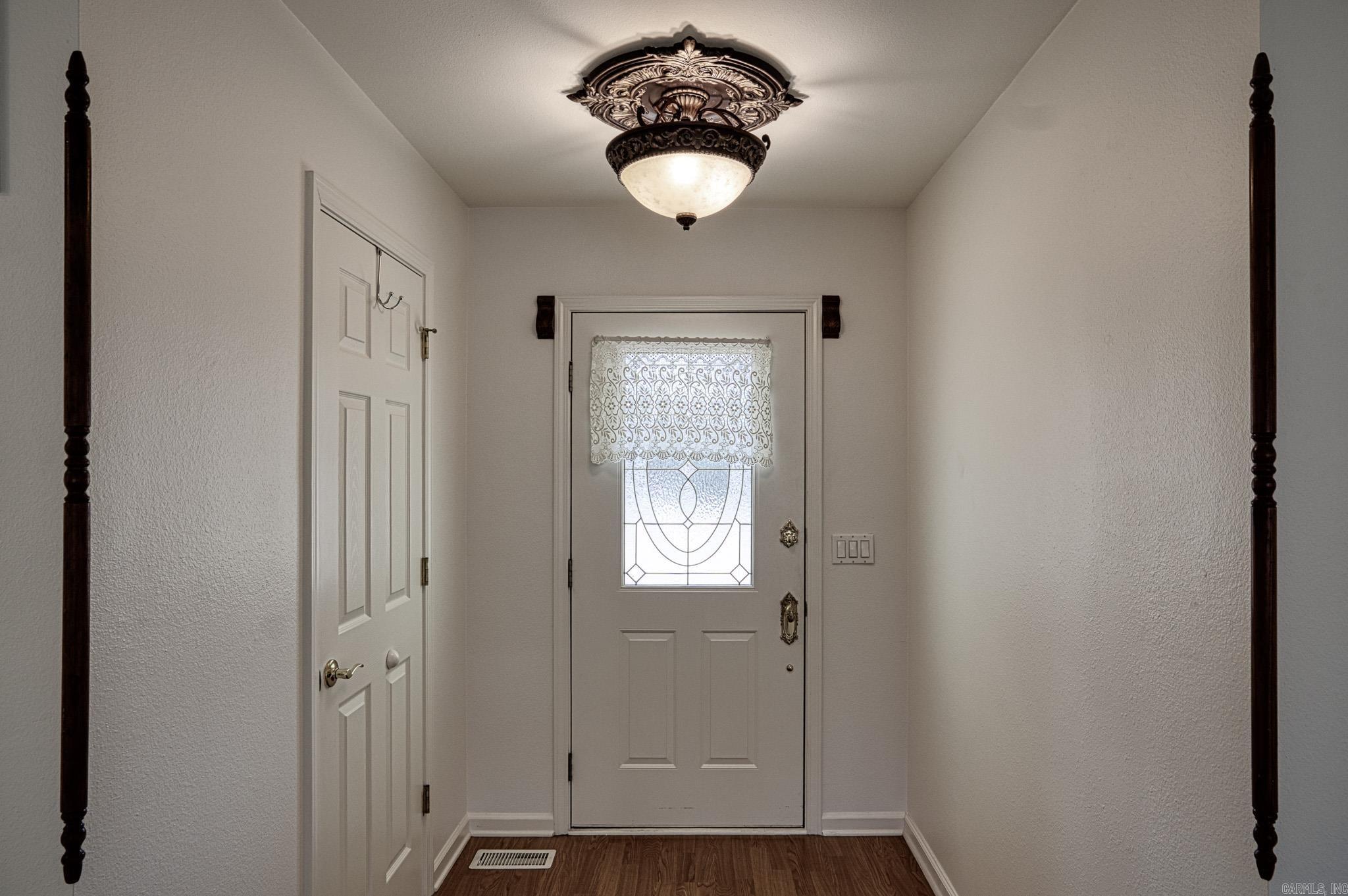 MAGELLAN COURTS - Residential