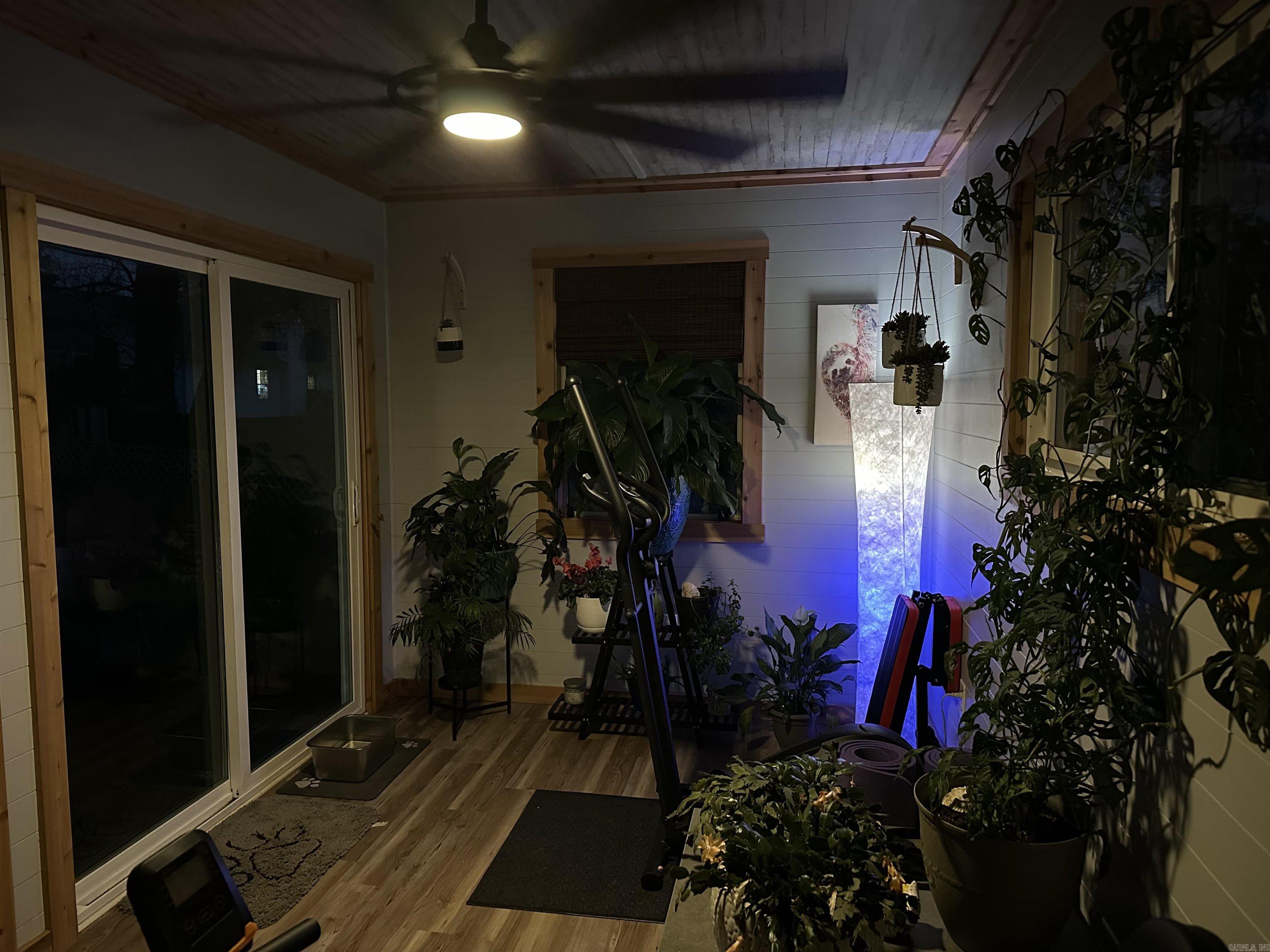 Sharon Oaks Phase I - Residential