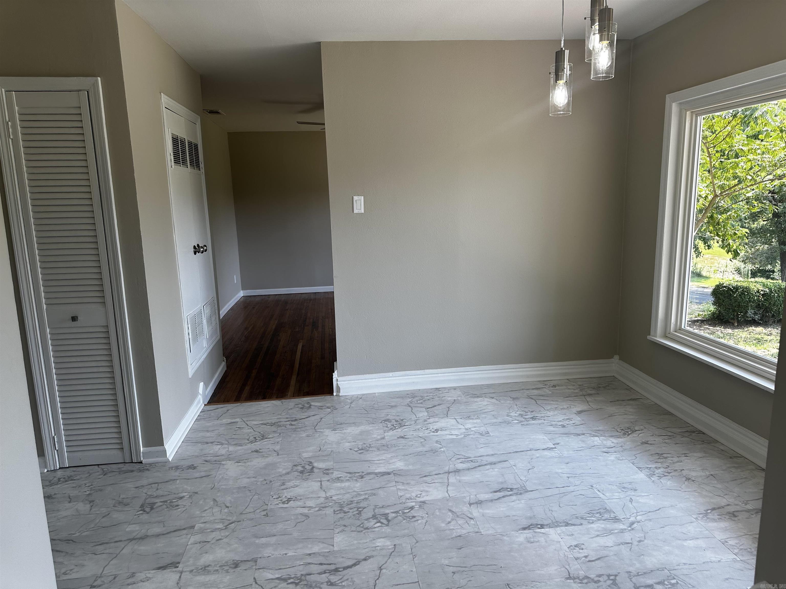 CHERRY & COX - Residential