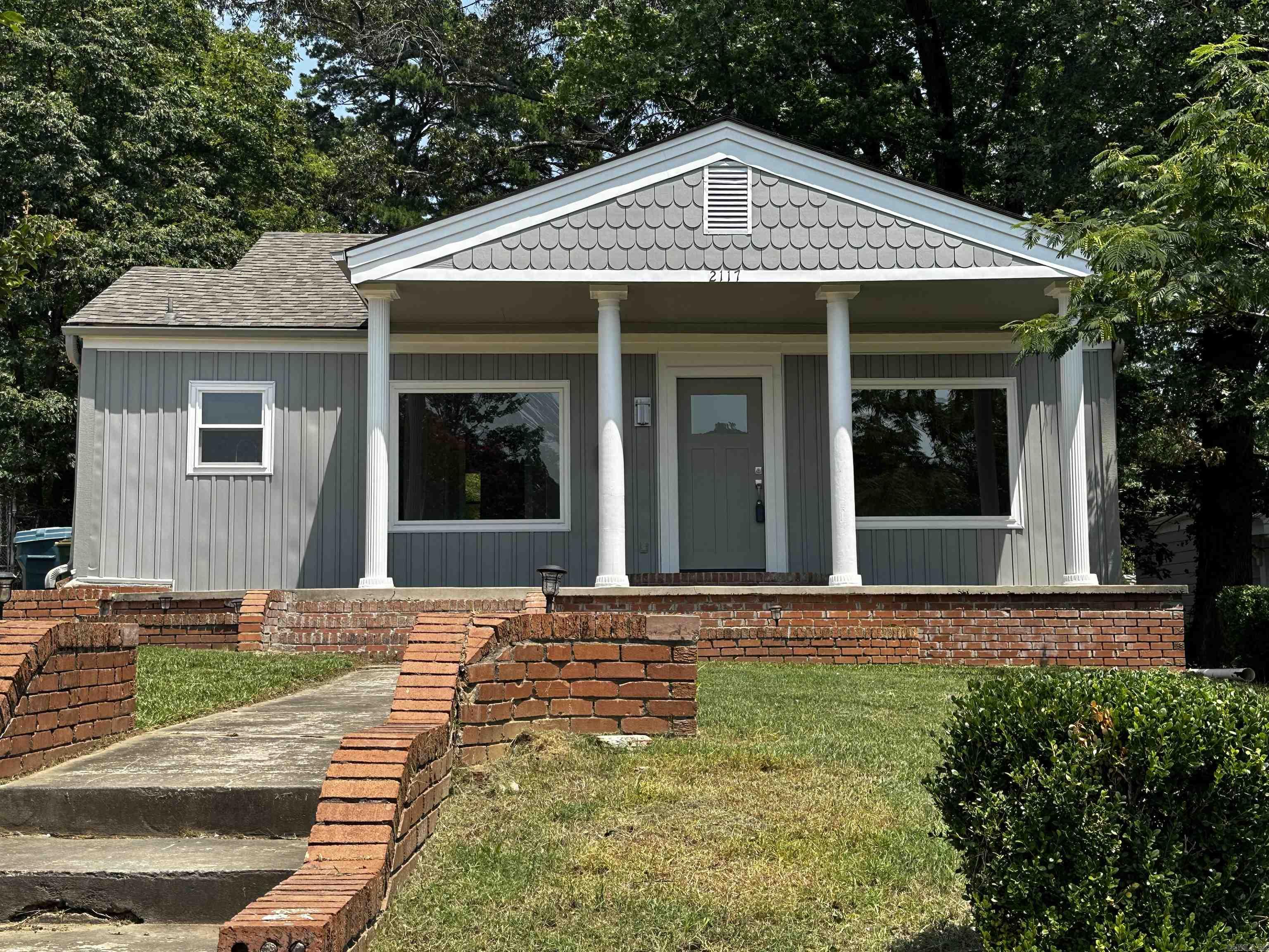 CHERRY & COX - Residential