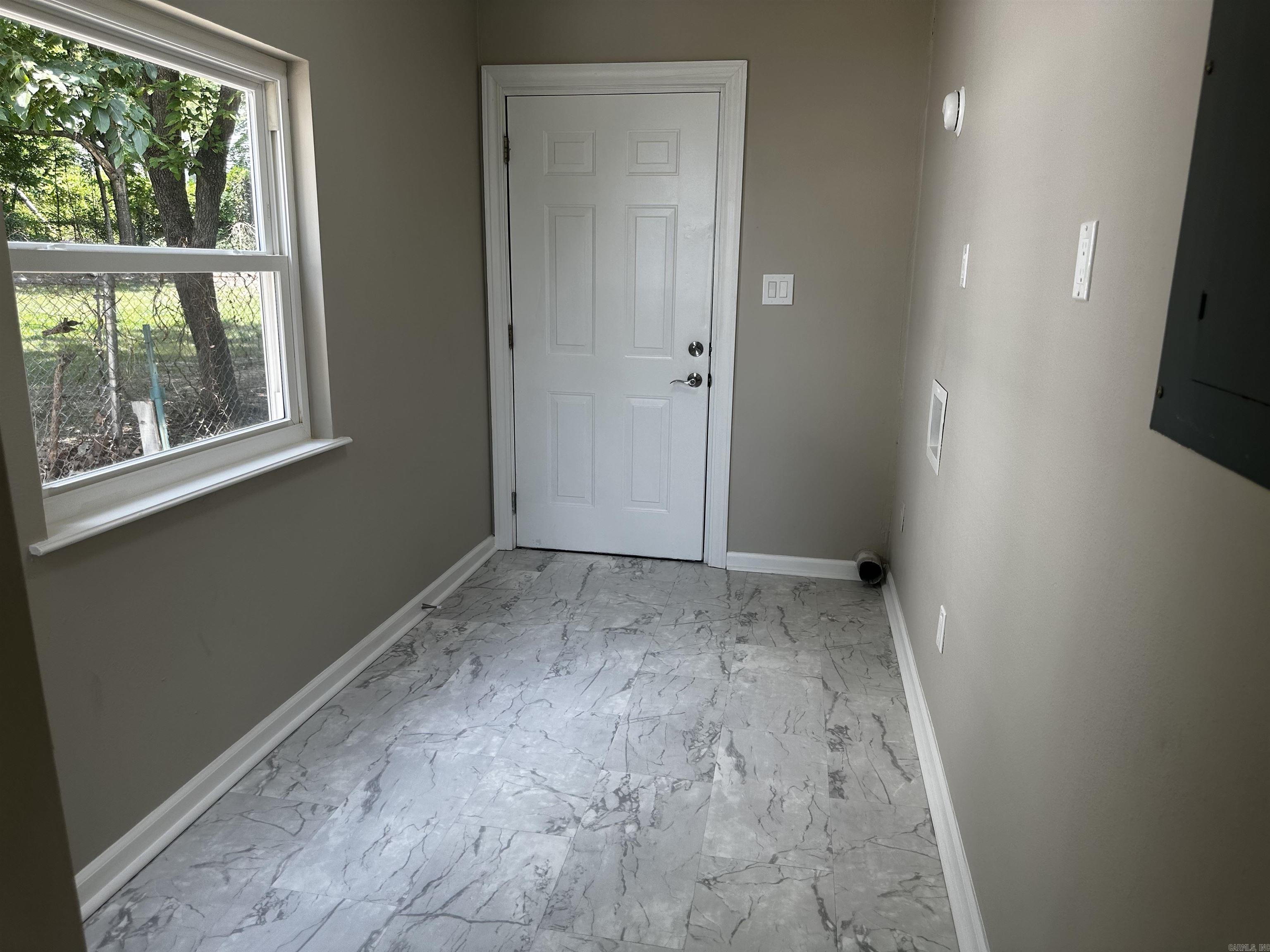 CHERRY & COX - Residential