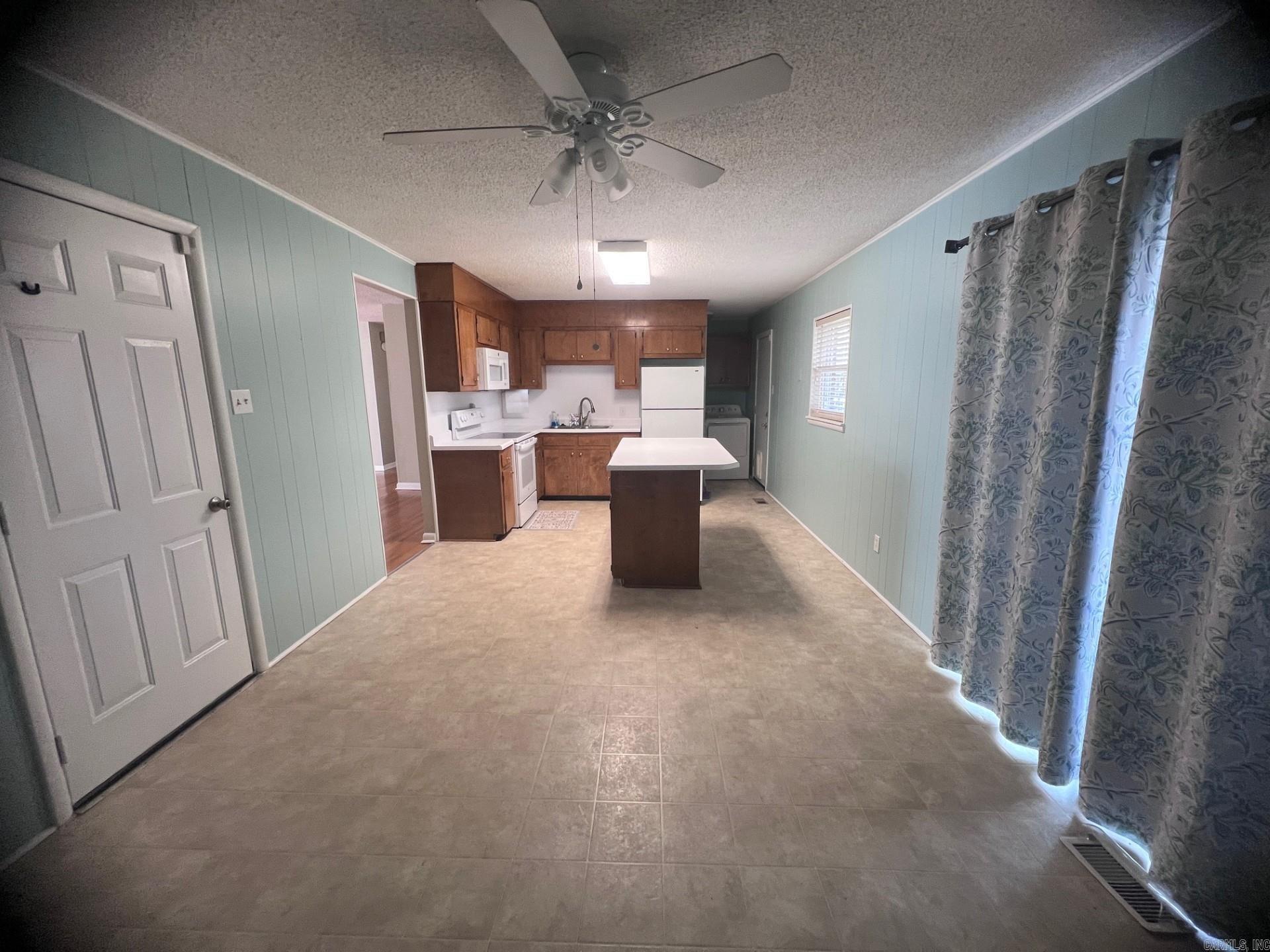 BROOKFIELD - Residential