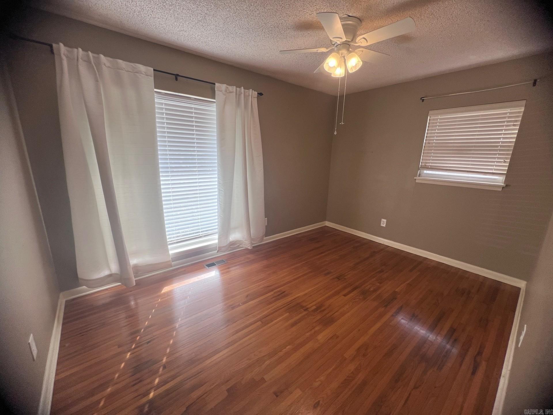 BROOKFIELD - Residential