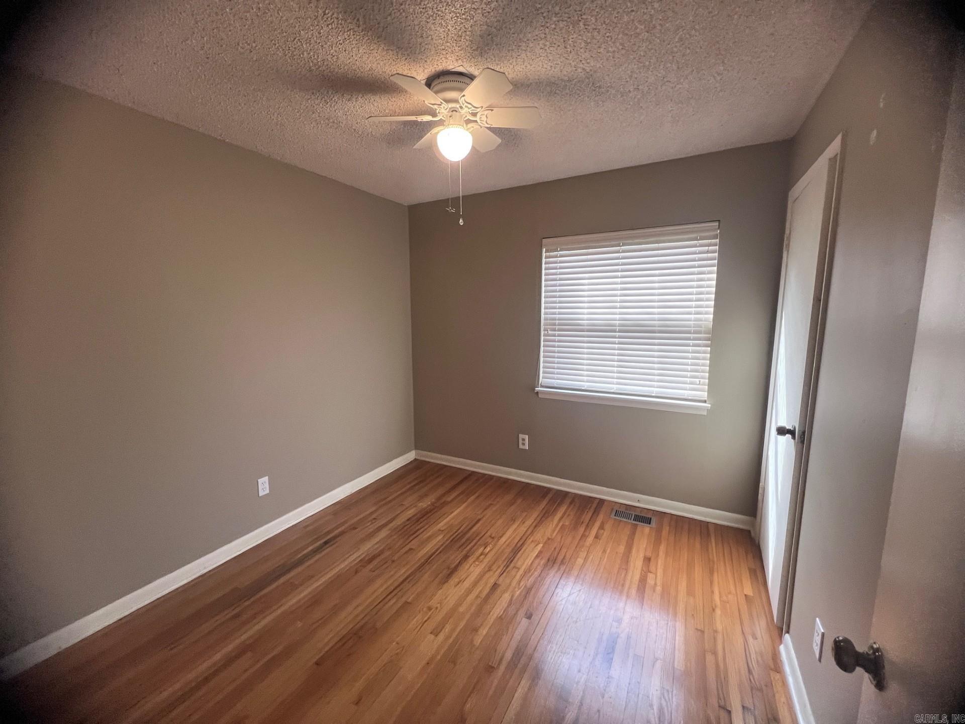 BROOKFIELD - Residential