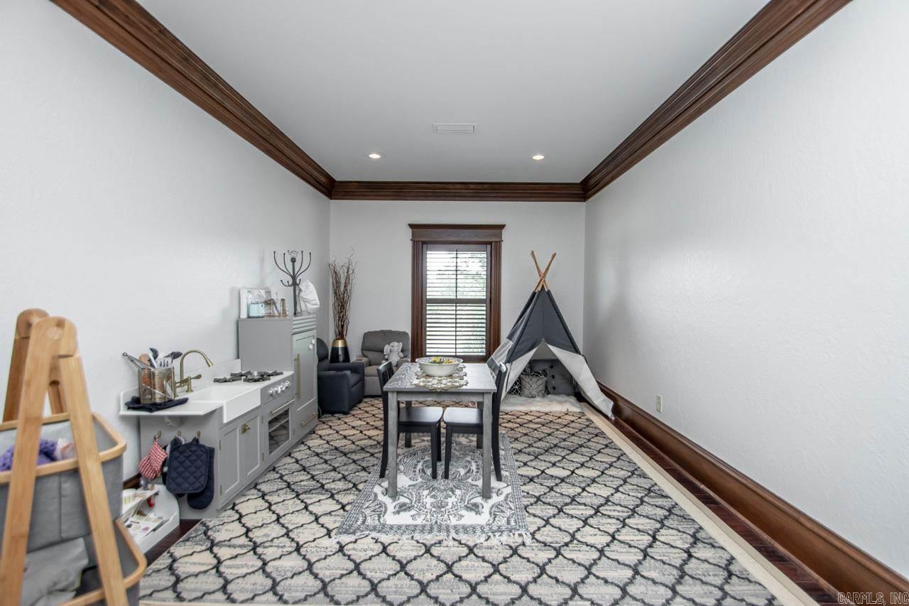 OAK HARBOR - Residential