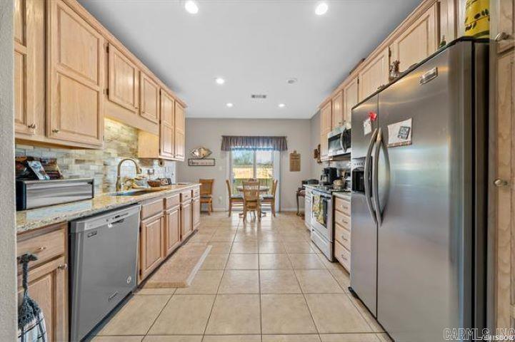 SOUTH RIDGE GARDEN HOMES HPR - Residential