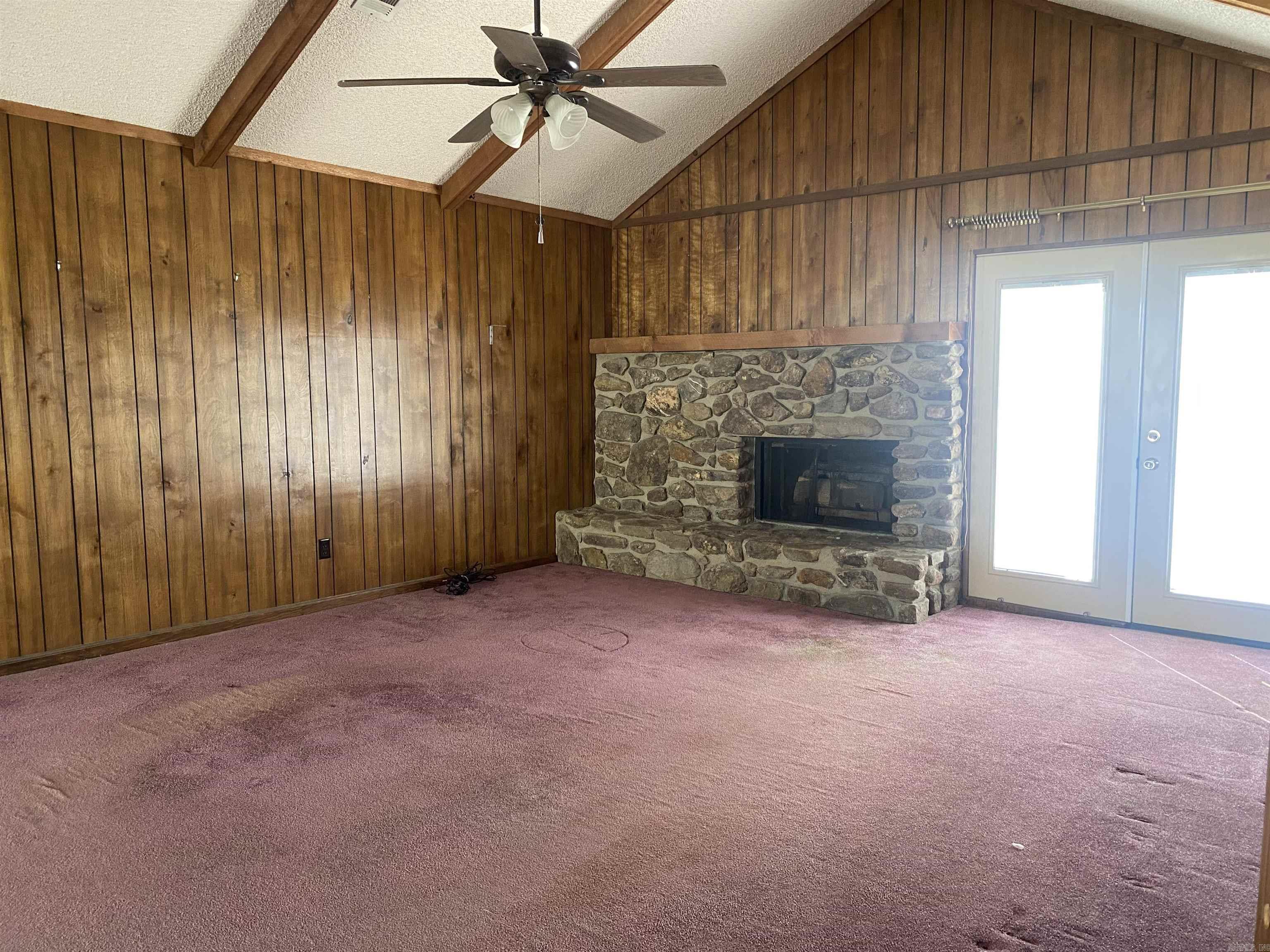 Meadowbrook B - Residential