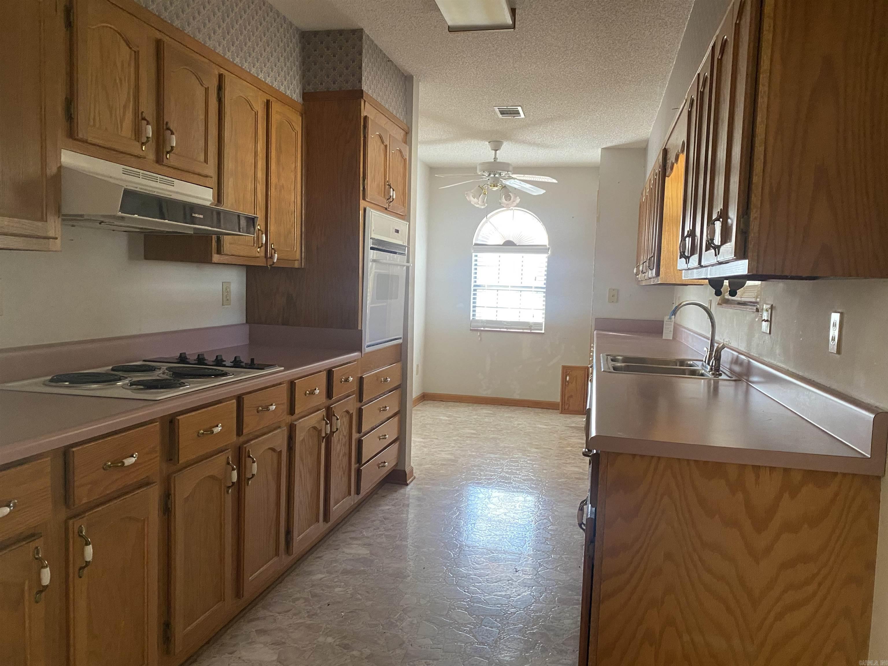 Meadowbrook B - Residential