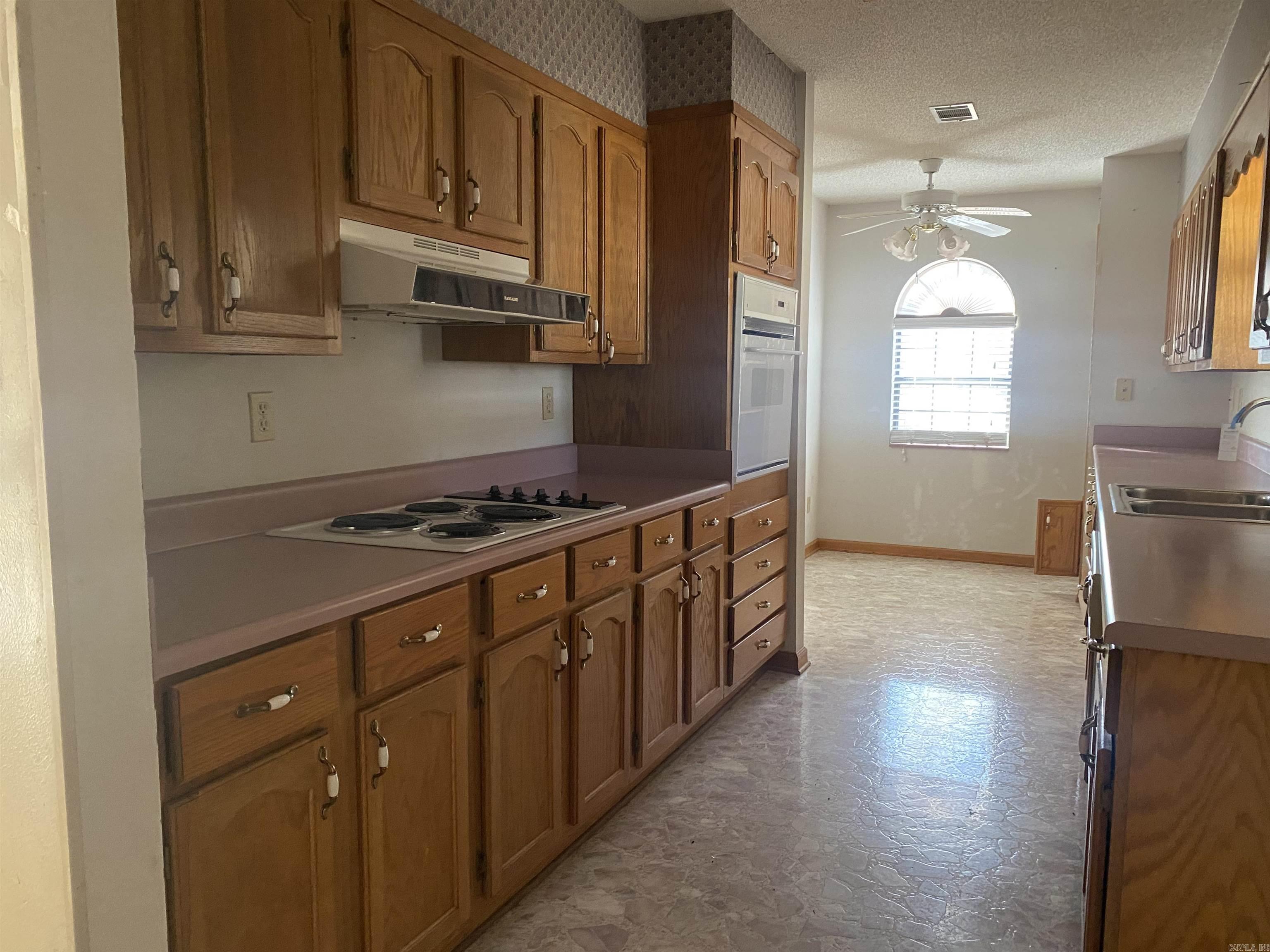 Meadowbrook B - Residential