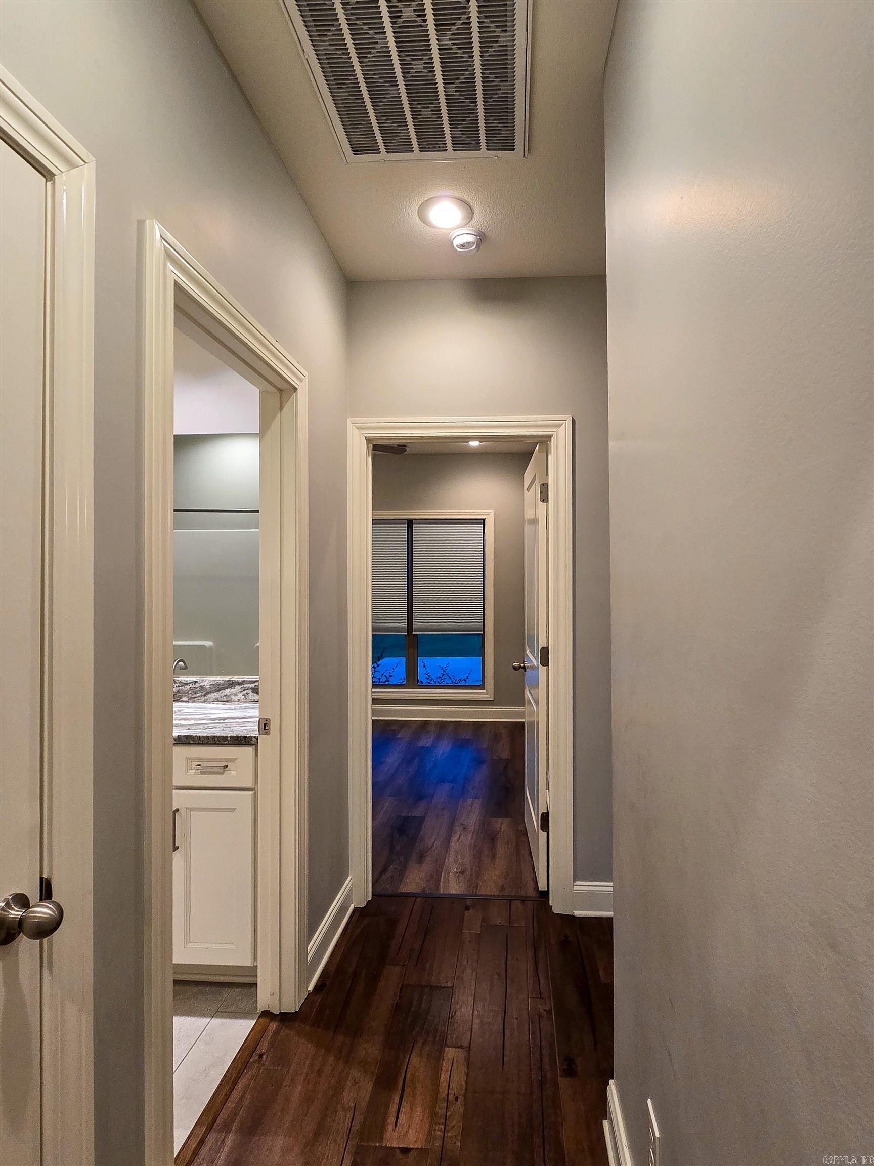 WHISPERING HILLS - Residential