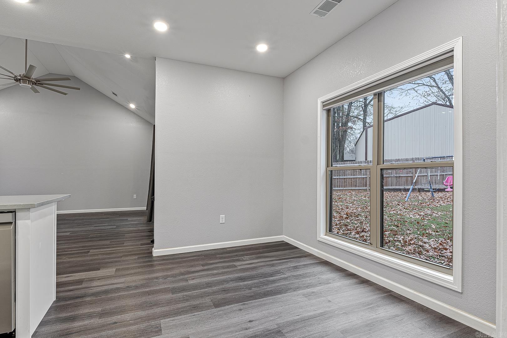 FAIRWAY GLEN - Residential