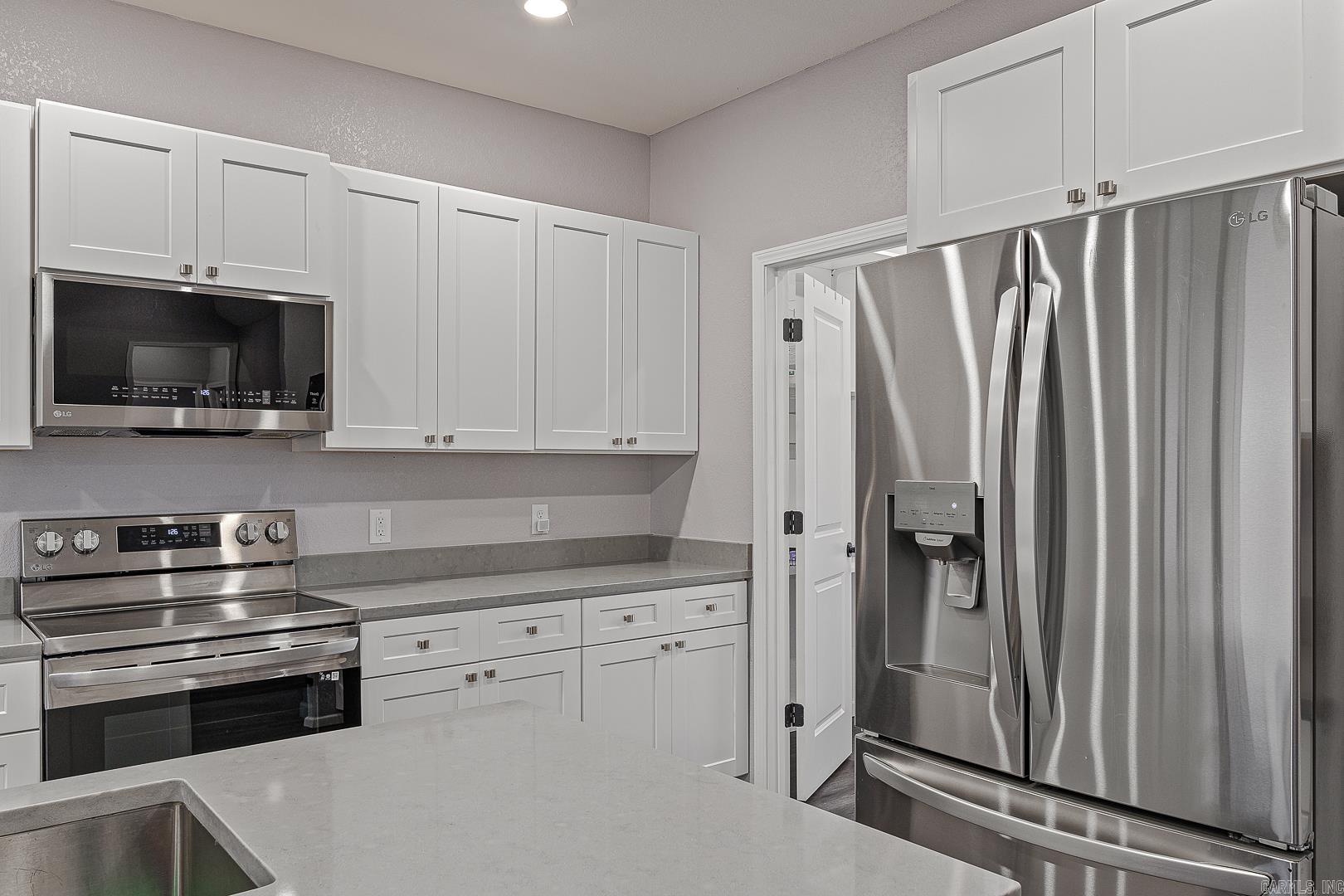 FAIRWAY GLEN - Residential