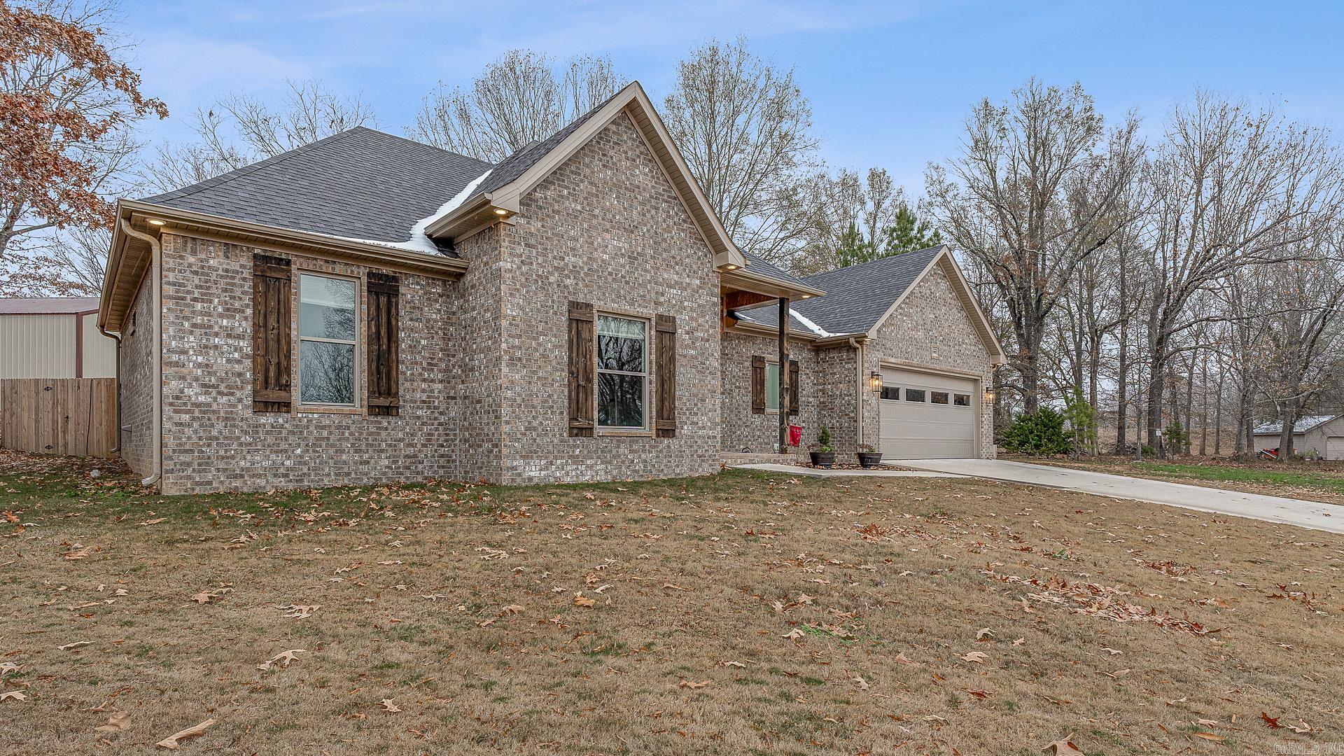 FAIRWAY GLEN - Residential