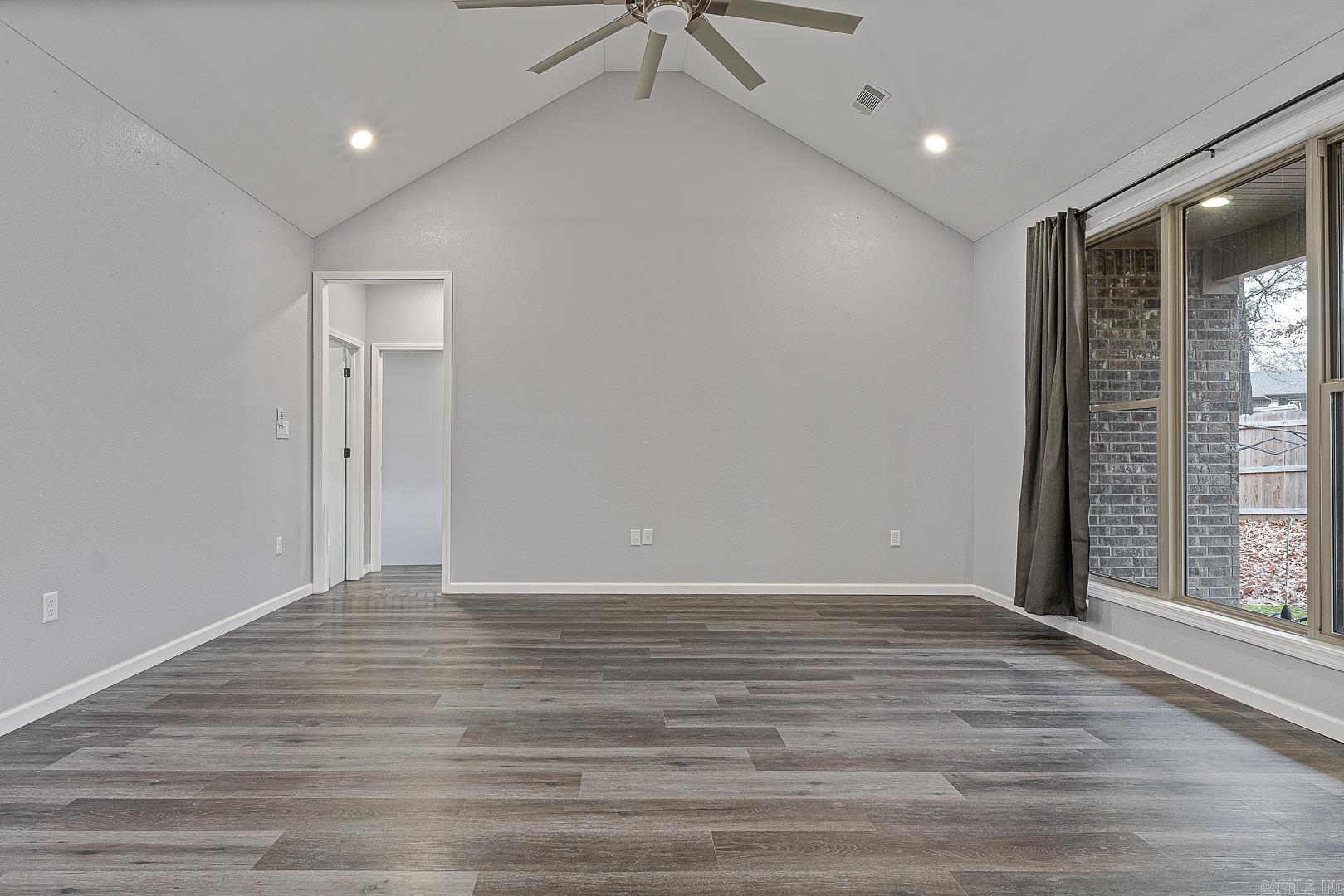 FAIRWAY GLEN - Residential