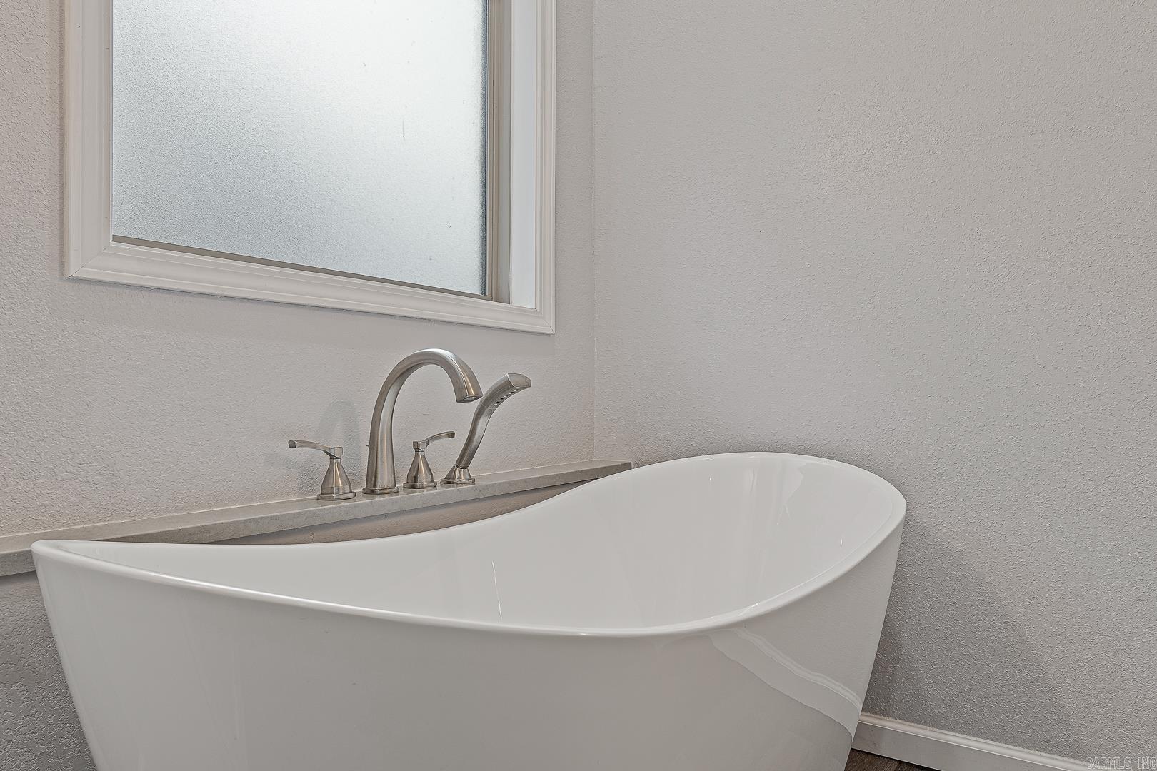 FAIRWAY GLEN - Residential