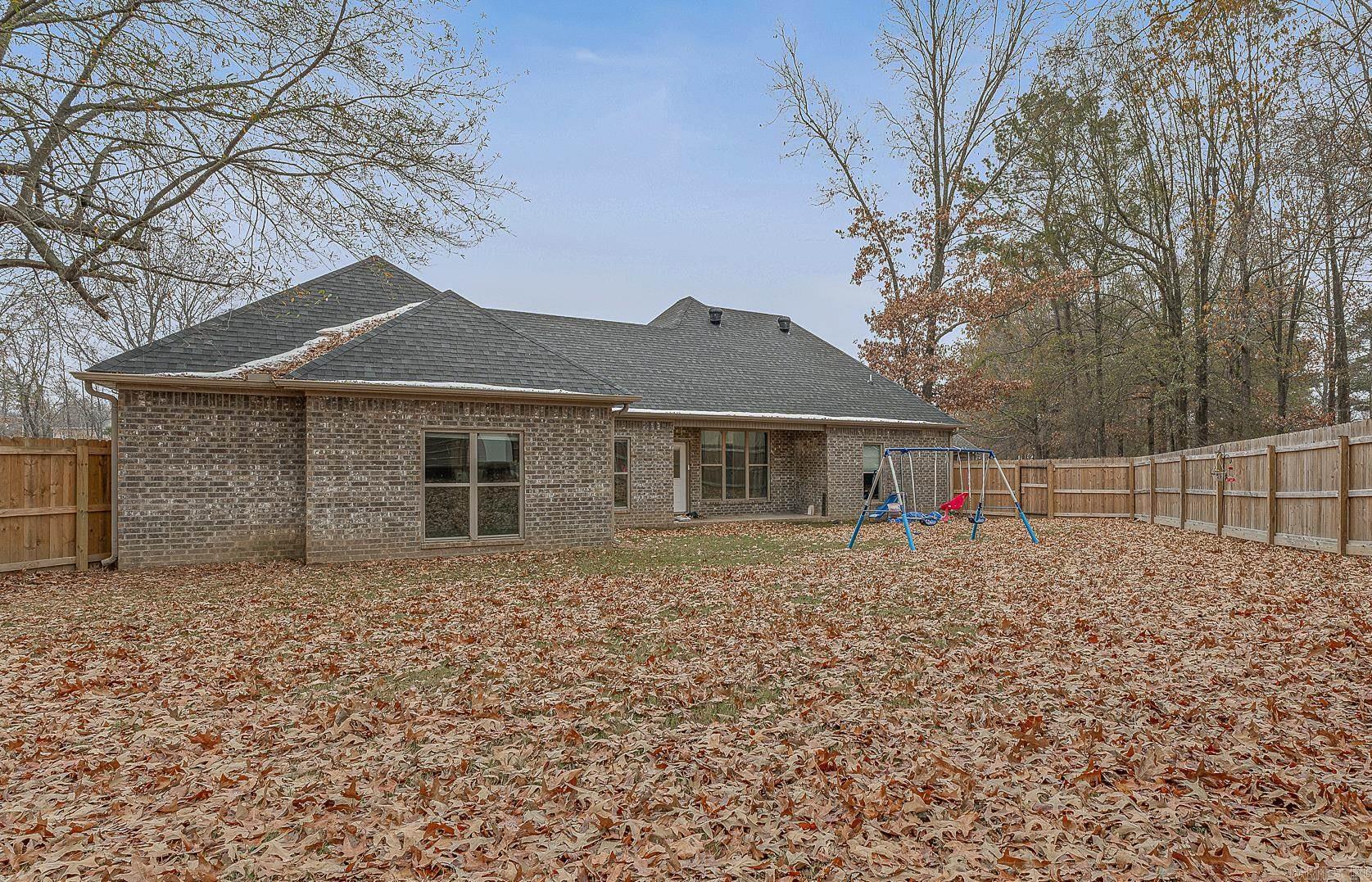 FAIRWAY GLEN - Residential