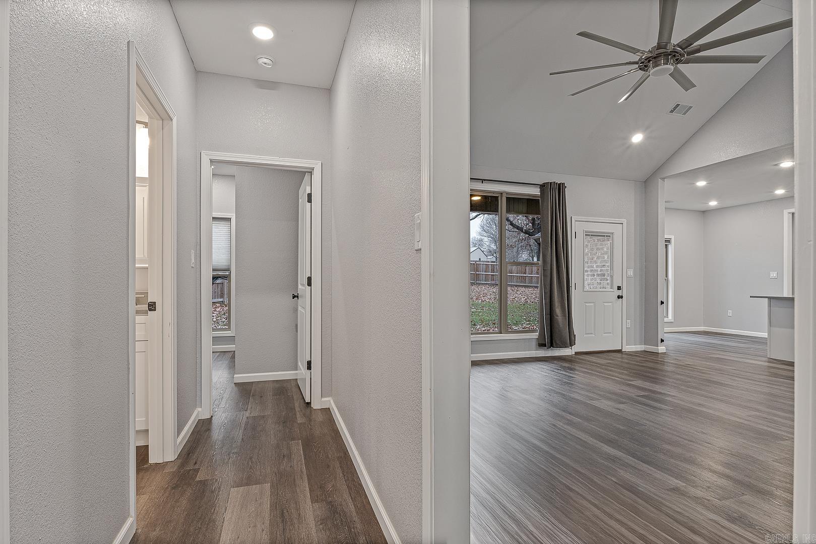 FAIRWAY GLEN - Residential