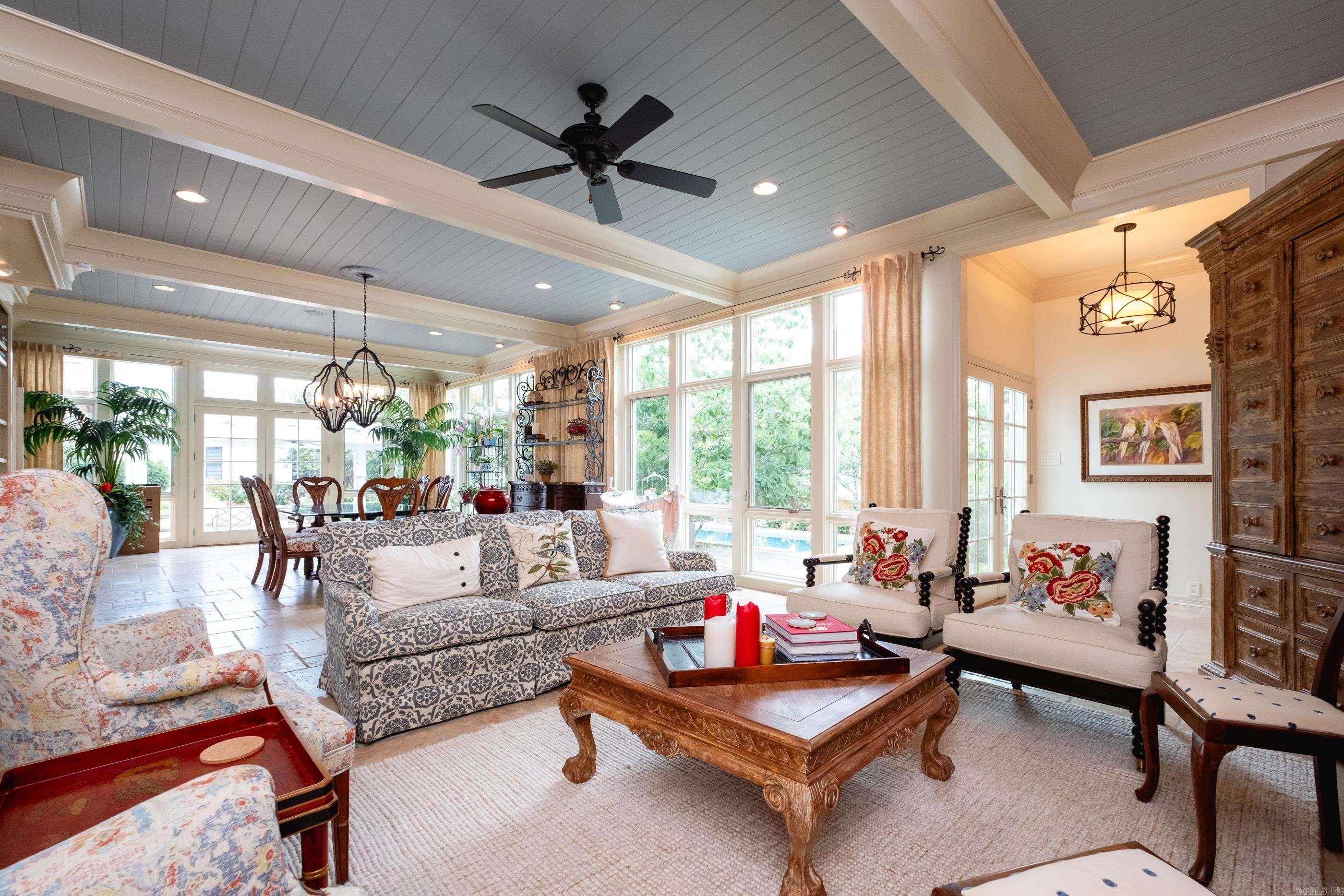 PINNACLE POINT - Residential