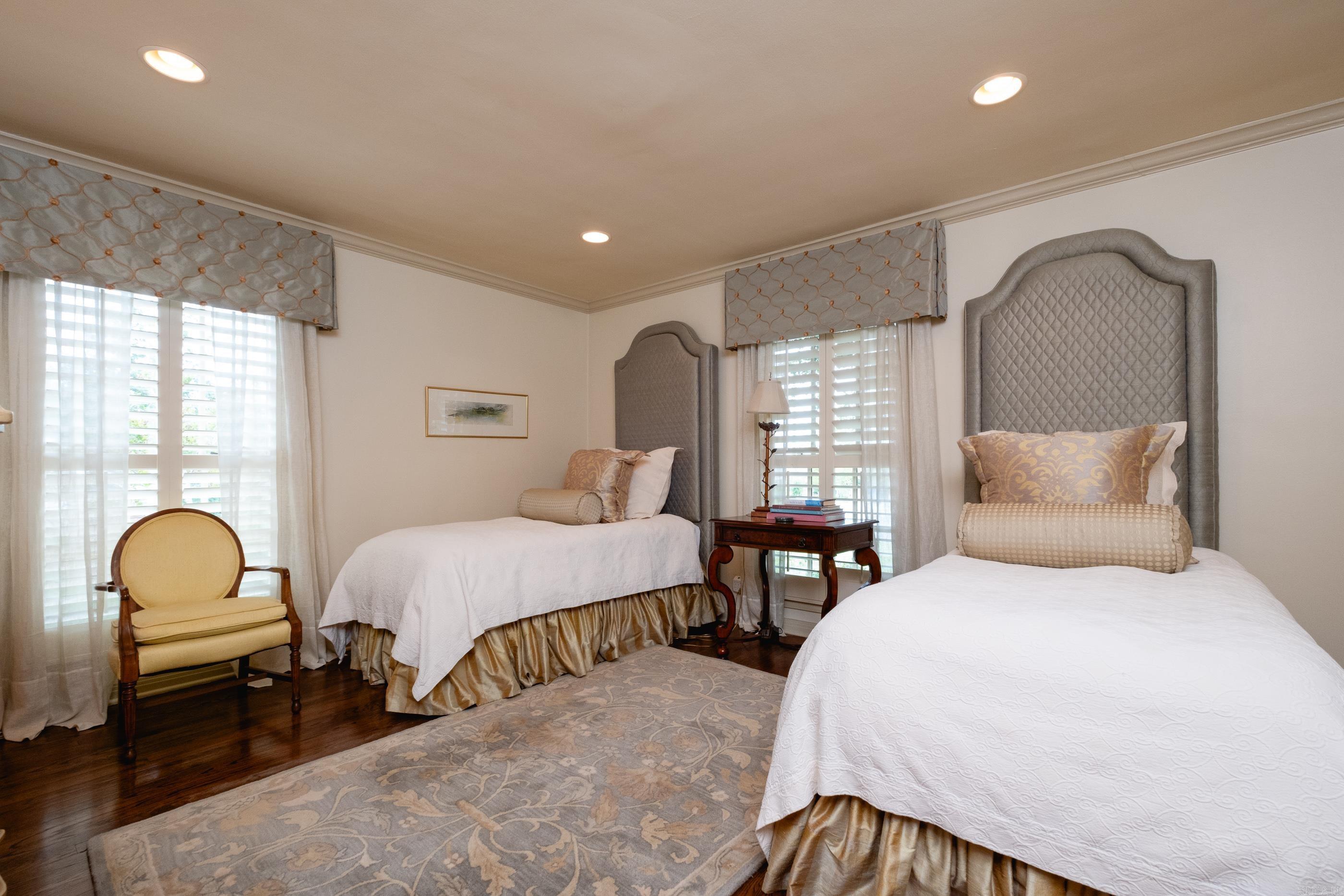 PINNACLE POINT - Residential