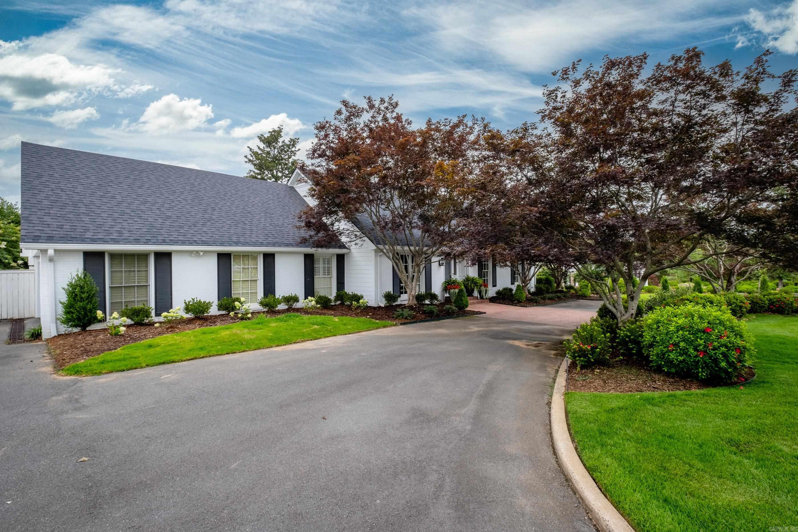 PINNACLE POINT - Residential