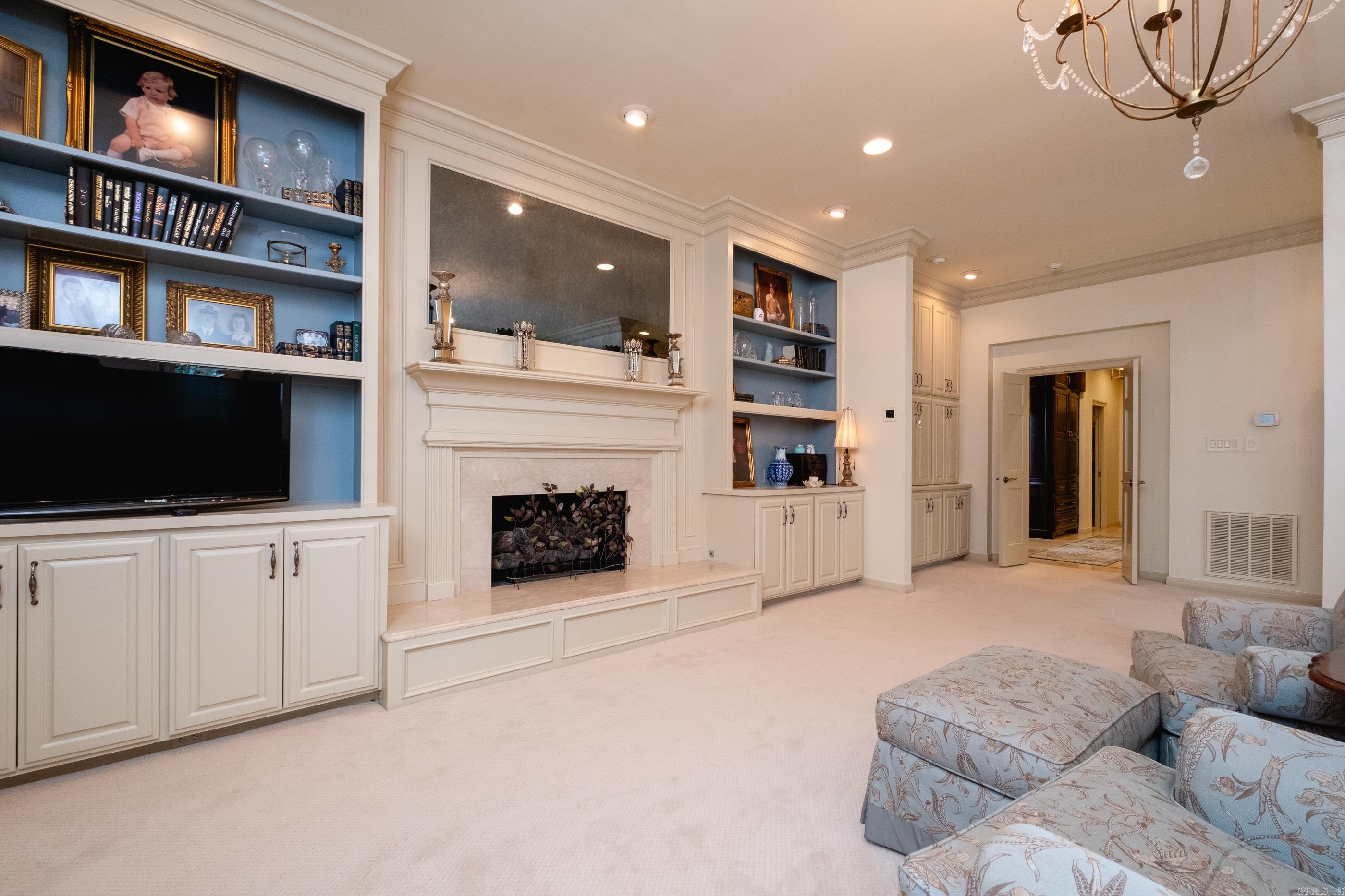 PINNACLE POINT - Residential