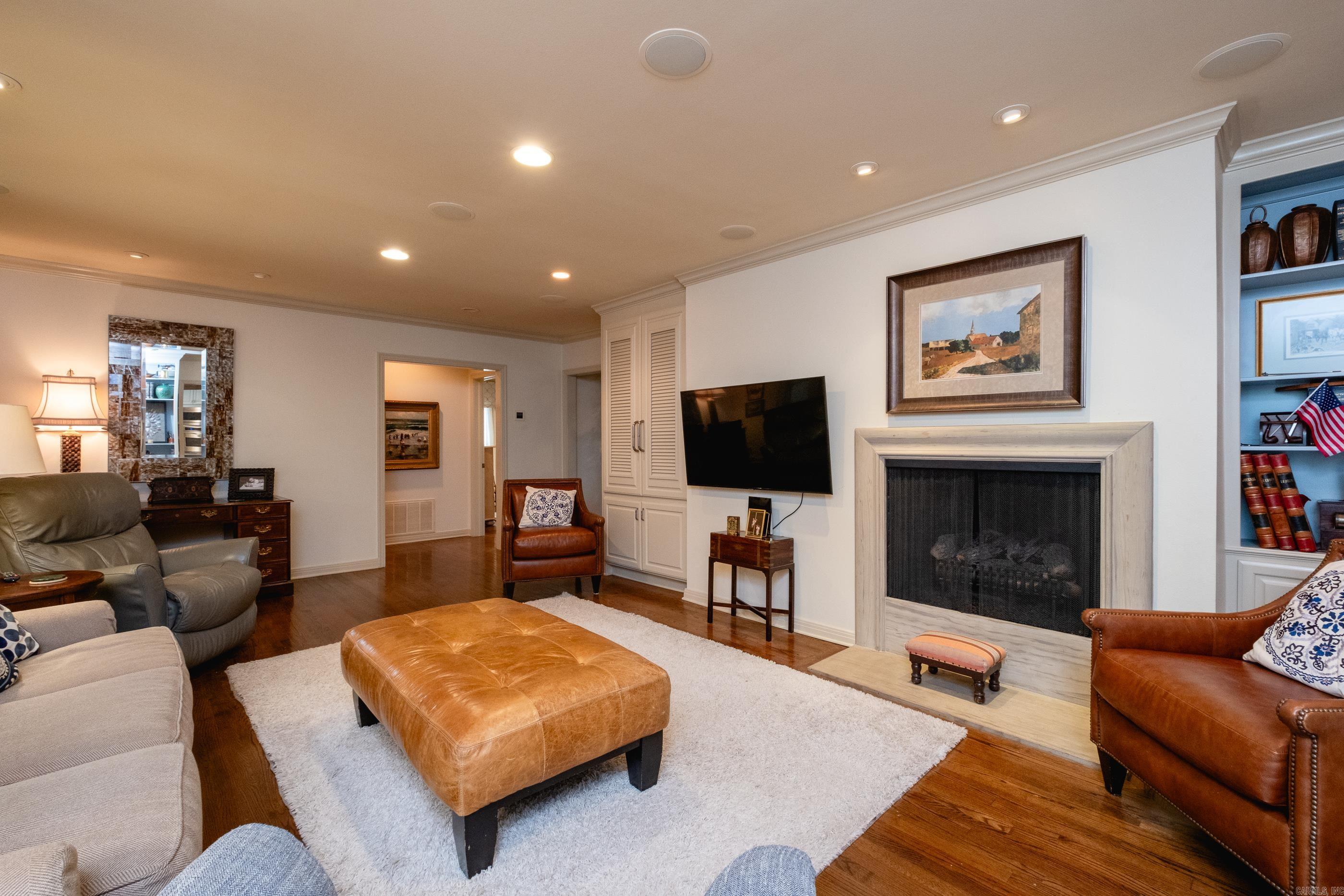 PINNACLE POINT - Residential