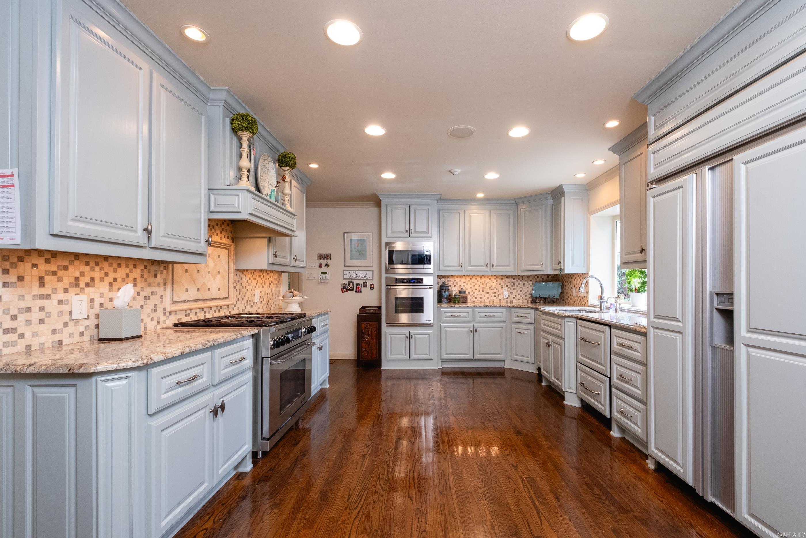 PINNACLE POINT - Residential