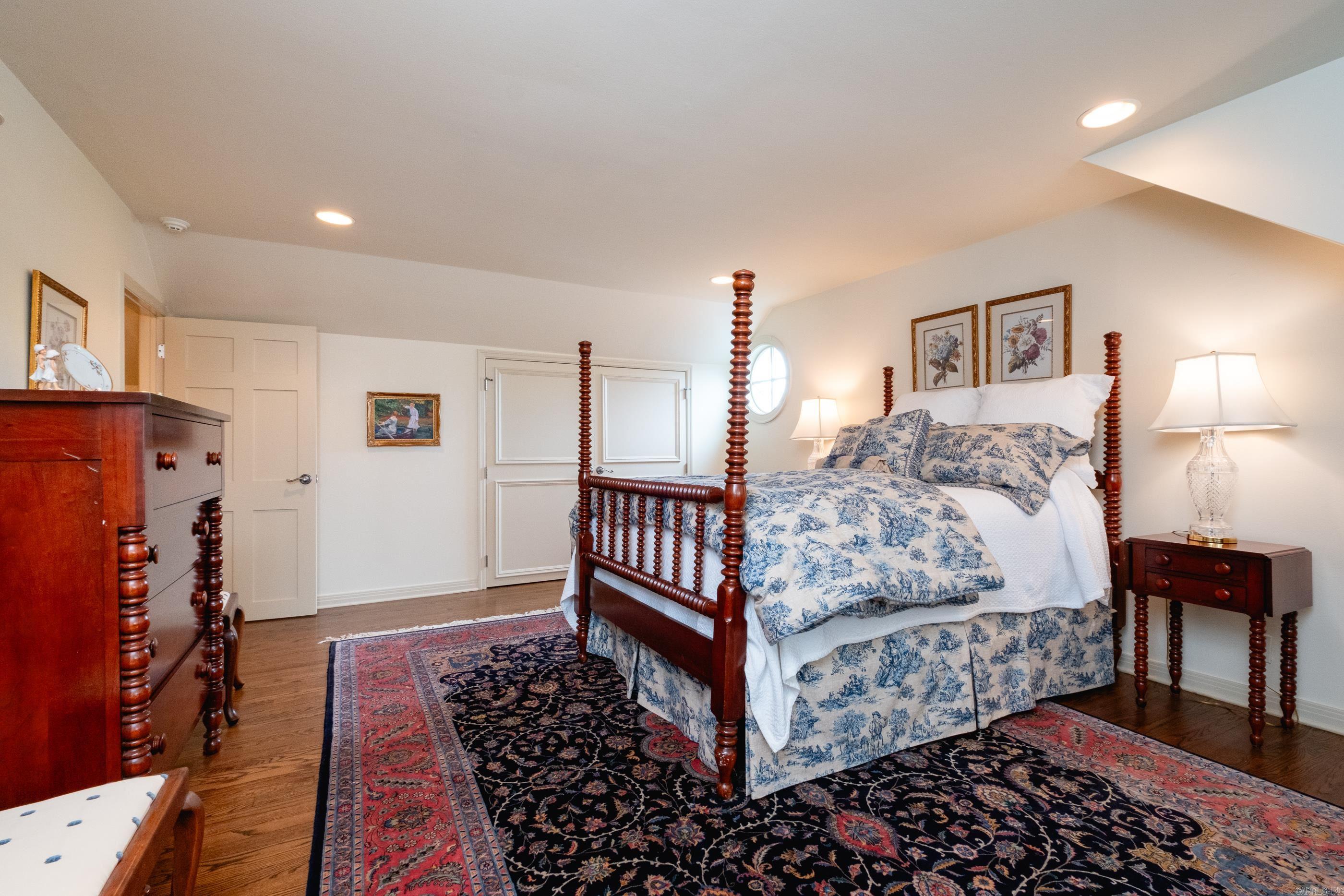 PINNACLE POINT - Residential