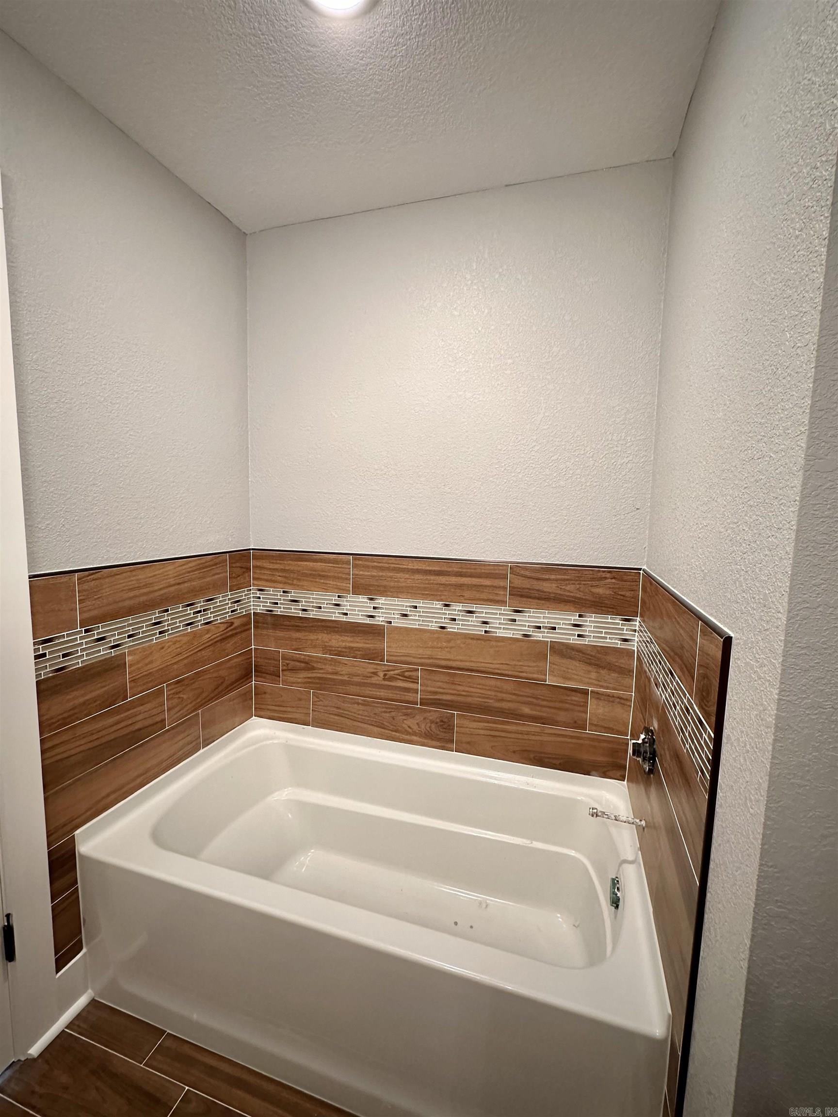 REDWOOD SUBDIVISION CORRECTION P - Residential