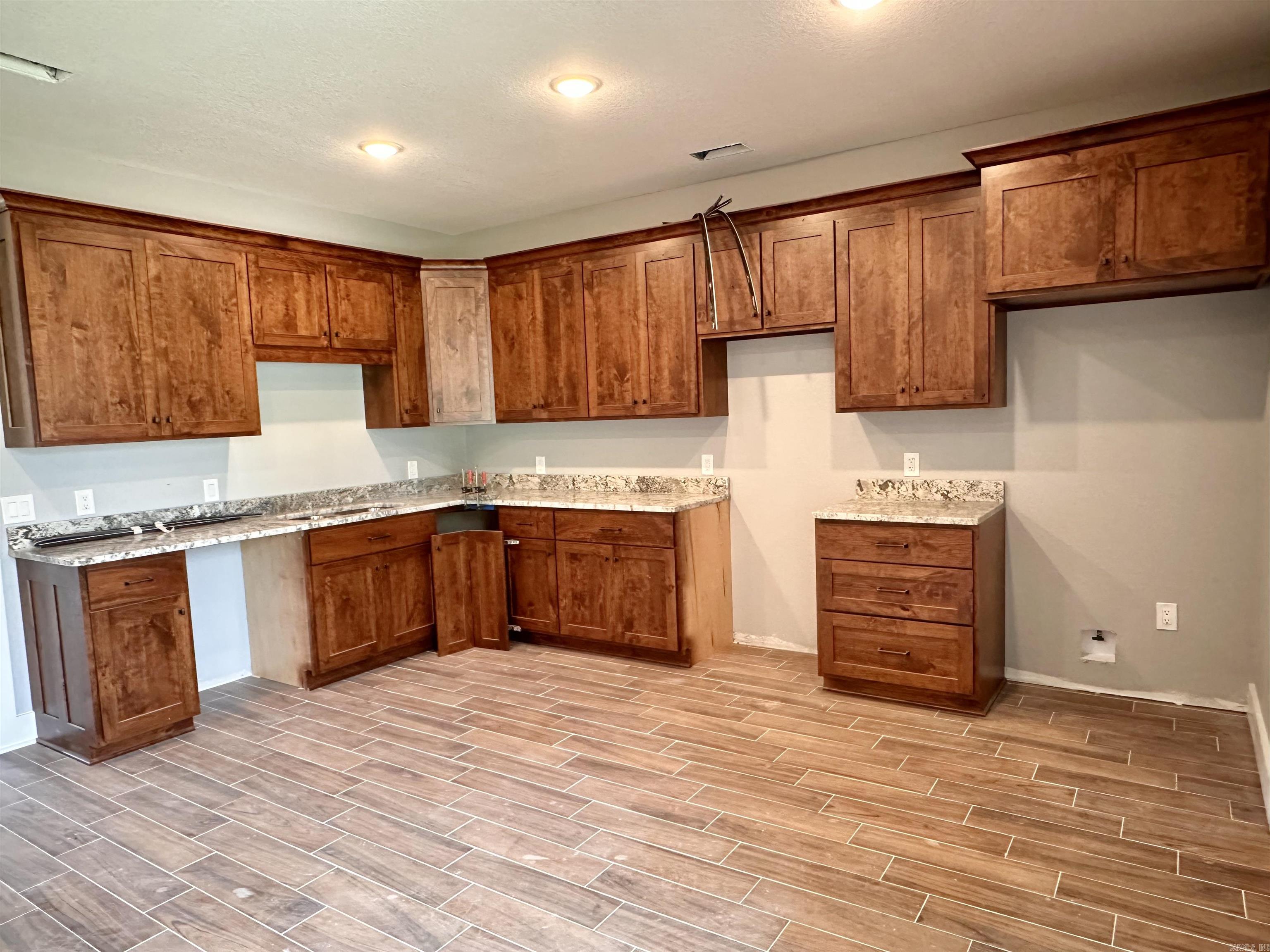 REDWOOD SUBDIVISION CORRECTION P - Residential