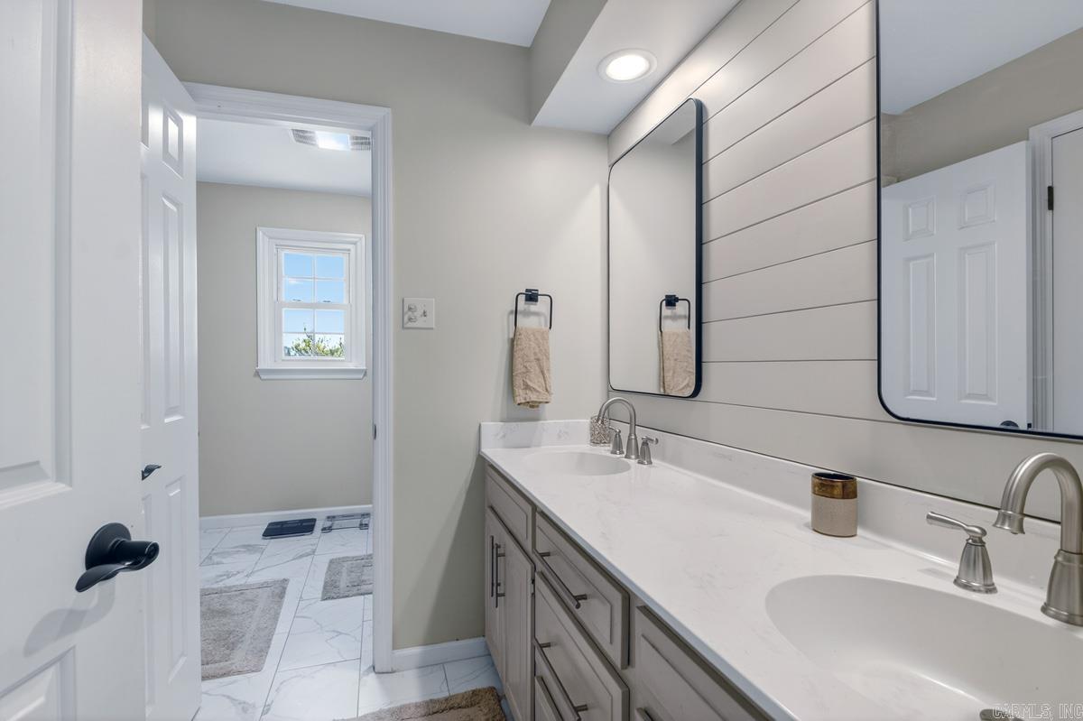 ST CHARLES ADDN - Residential