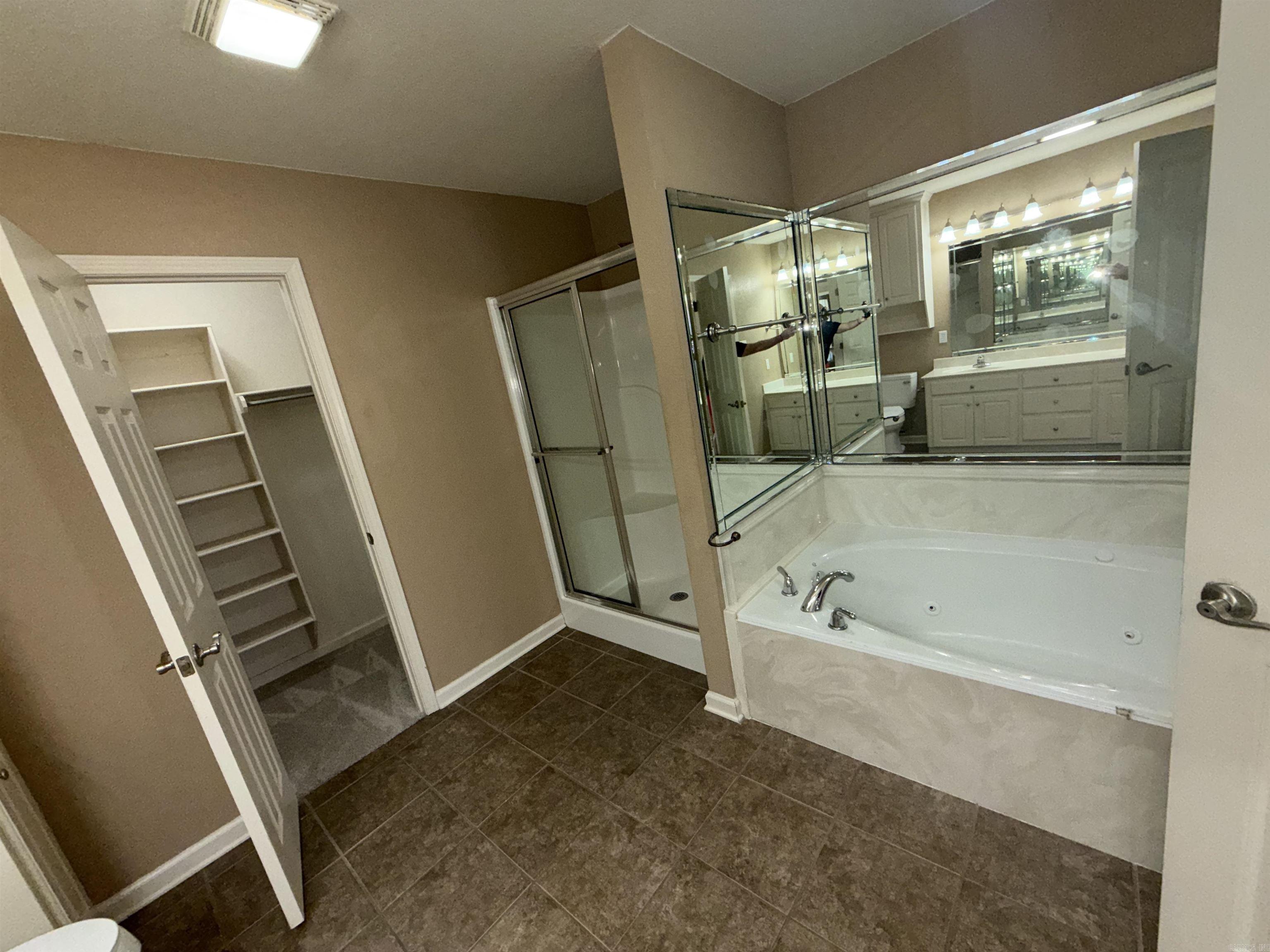 BASE MEADOWS ADDN - Residential