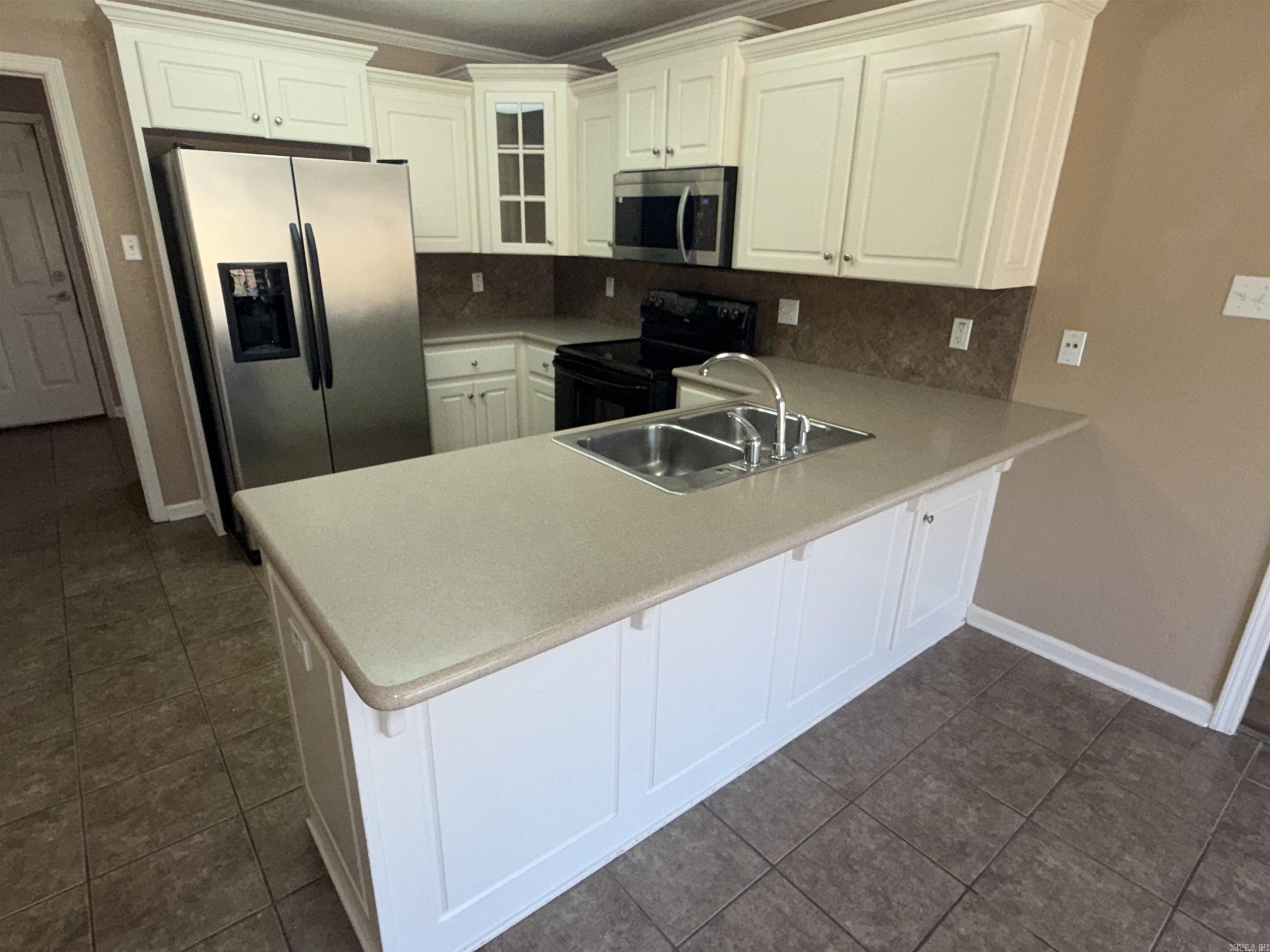 BASE MEADOWS ADDN - Residential