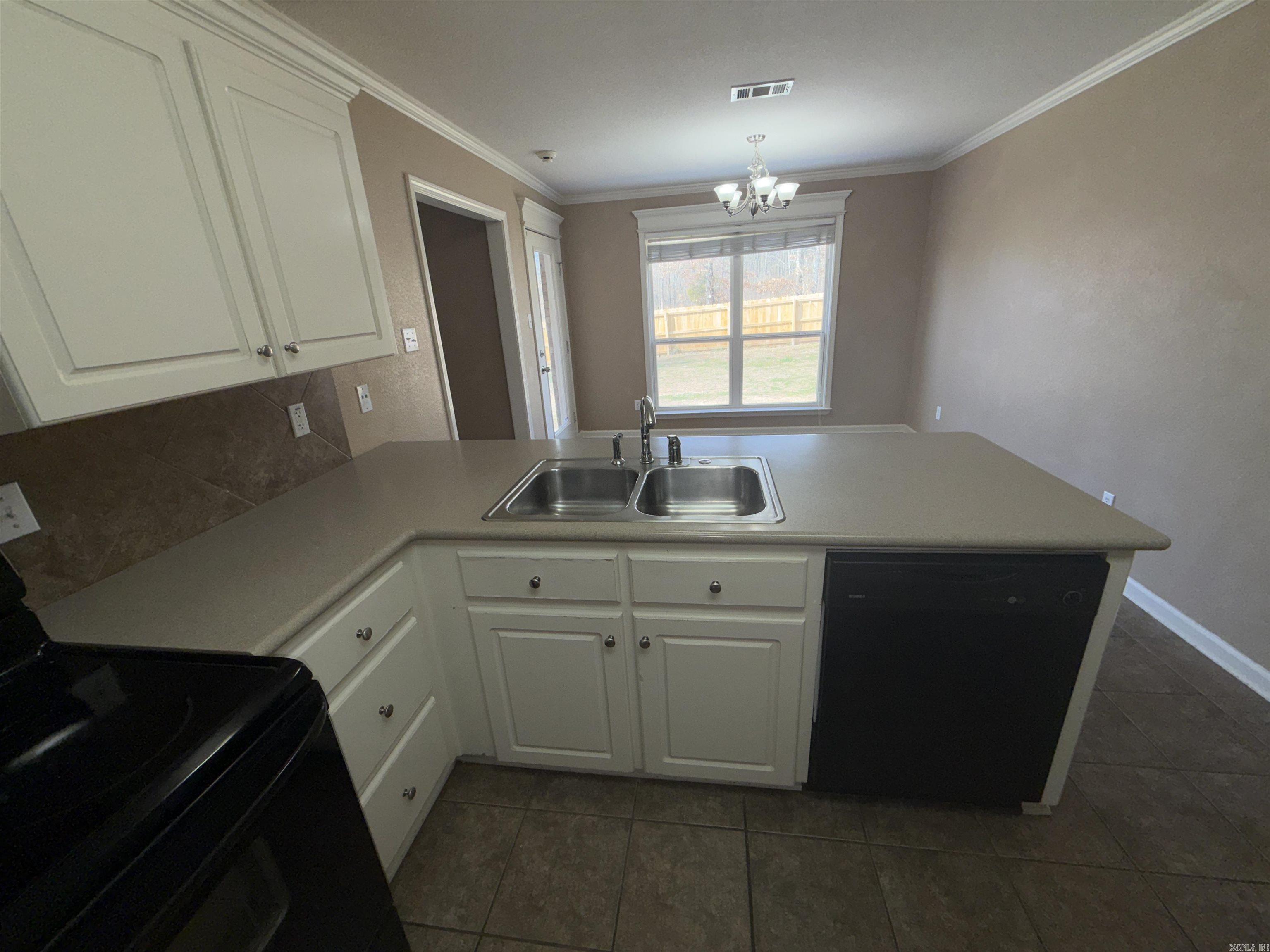 BASE MEADOWS ADDN - Residential