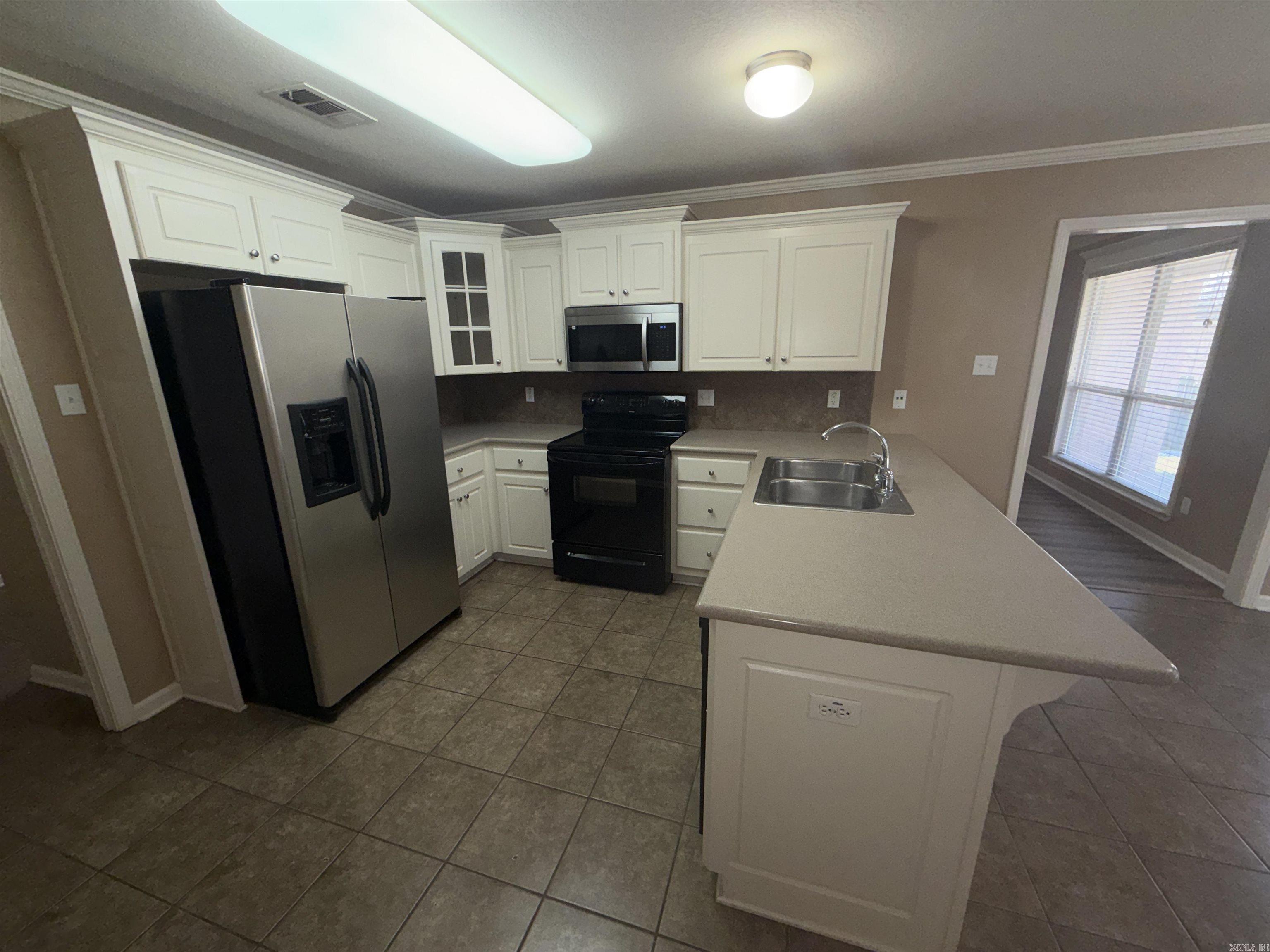 BASE MEADOWS ADDN - Residential