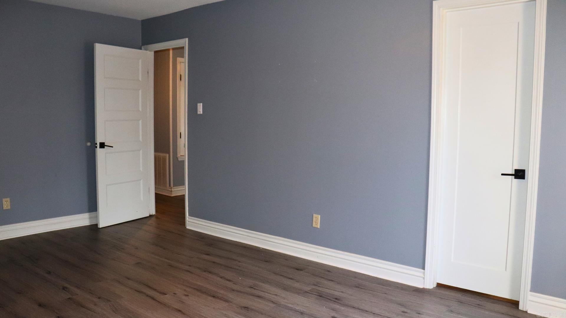 WALNUT VALLEY - Residential