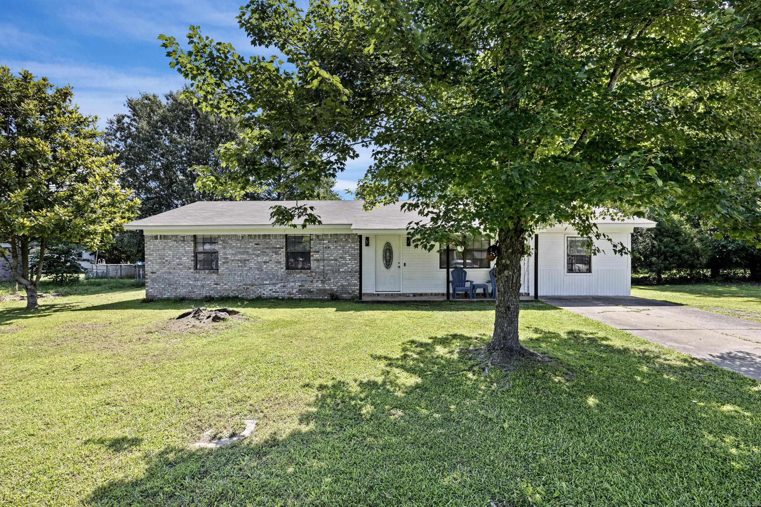 Come take a look at this charming 3 bed, 2 bath home with fresh new paint throughout and room for everyone to spread out. You'll love the spacious extra room--perfect for a game room, home office, or second living area! Enjoy the outdoors with a large, fenced backyard--ideal for pets, play, or entertaining. Conveniently located in Conway, this home offers comfort, flexibility, and space to grow. Don't miss this opportunity--homes like this don't last long!