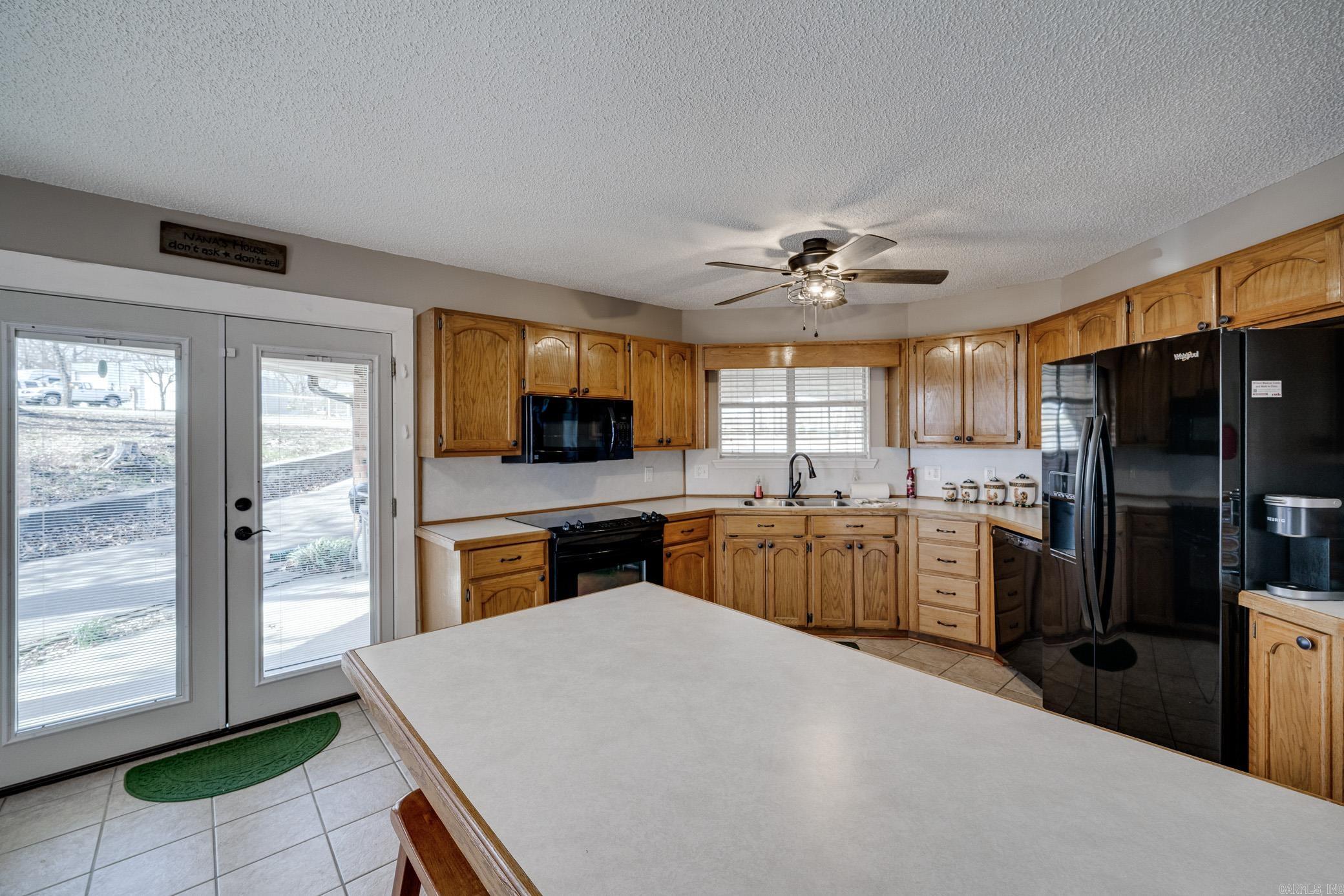 CYPRESS COVE - Residential
